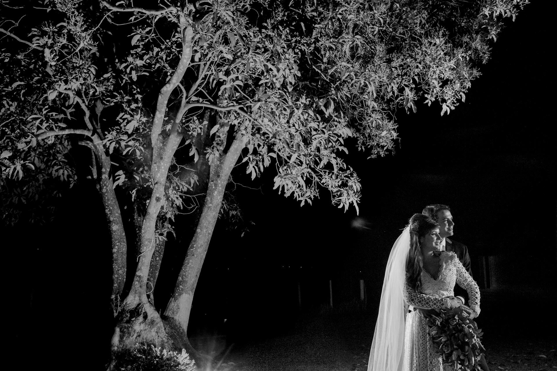 Casamento Ana Carolina e Tadeu em São Sebastião do Paraíso MG - 2 - 22