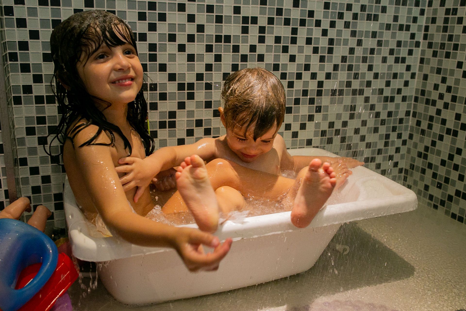 Montando a Árvore de Natal com a família da Josy em São Paulo SP - 2 - 18
