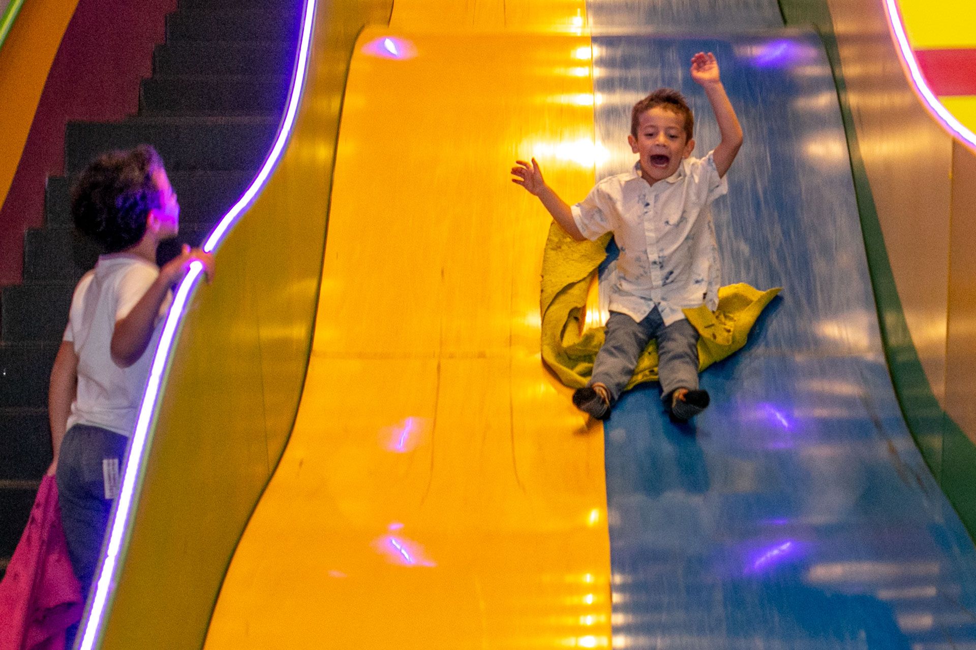 Aniversário do Be e do Teo no Planeta Kids em São Paulo SP - 2 - 3