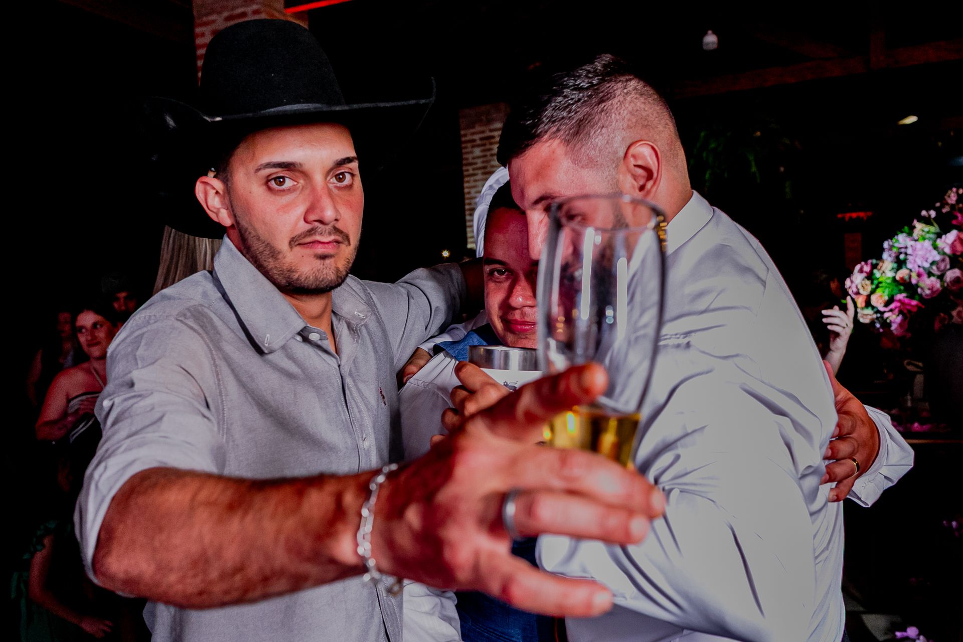 Casamento Larissa e Bruno no Lagos da Ilha - Santo Antônio da Alegria SP - 2 - 63