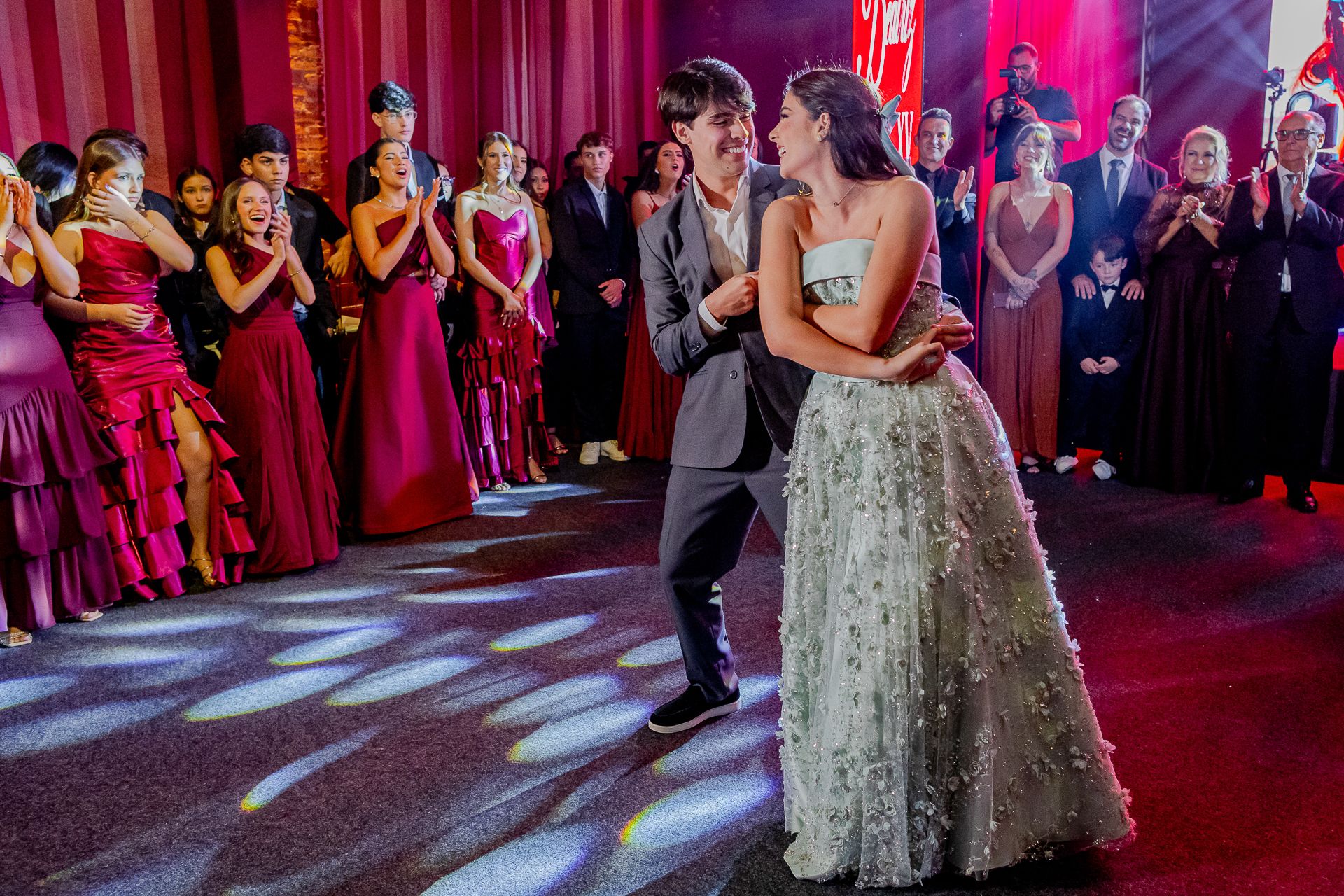 Aniversário da Debutante Beatriz Bertozzi em São Sebastião do Paraíso MG - 2 - 32