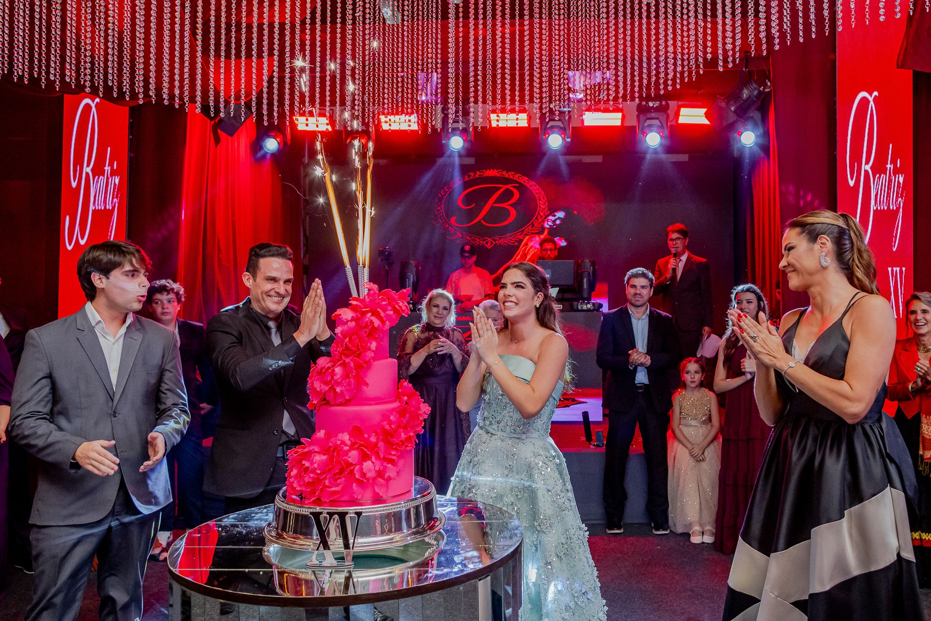 Aniversário da Debutante Beatriz Bertozzi em São Sebastião do Paraíso MG - 2 - 54