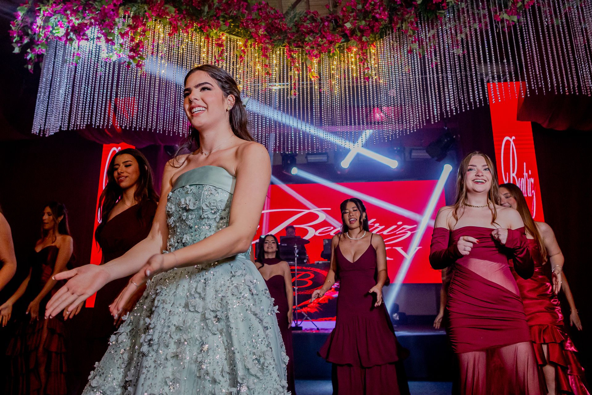 Aniversário da Debutante Beatriz Bertozzi em São Sebastião do Paraíso MG - 2 - 56