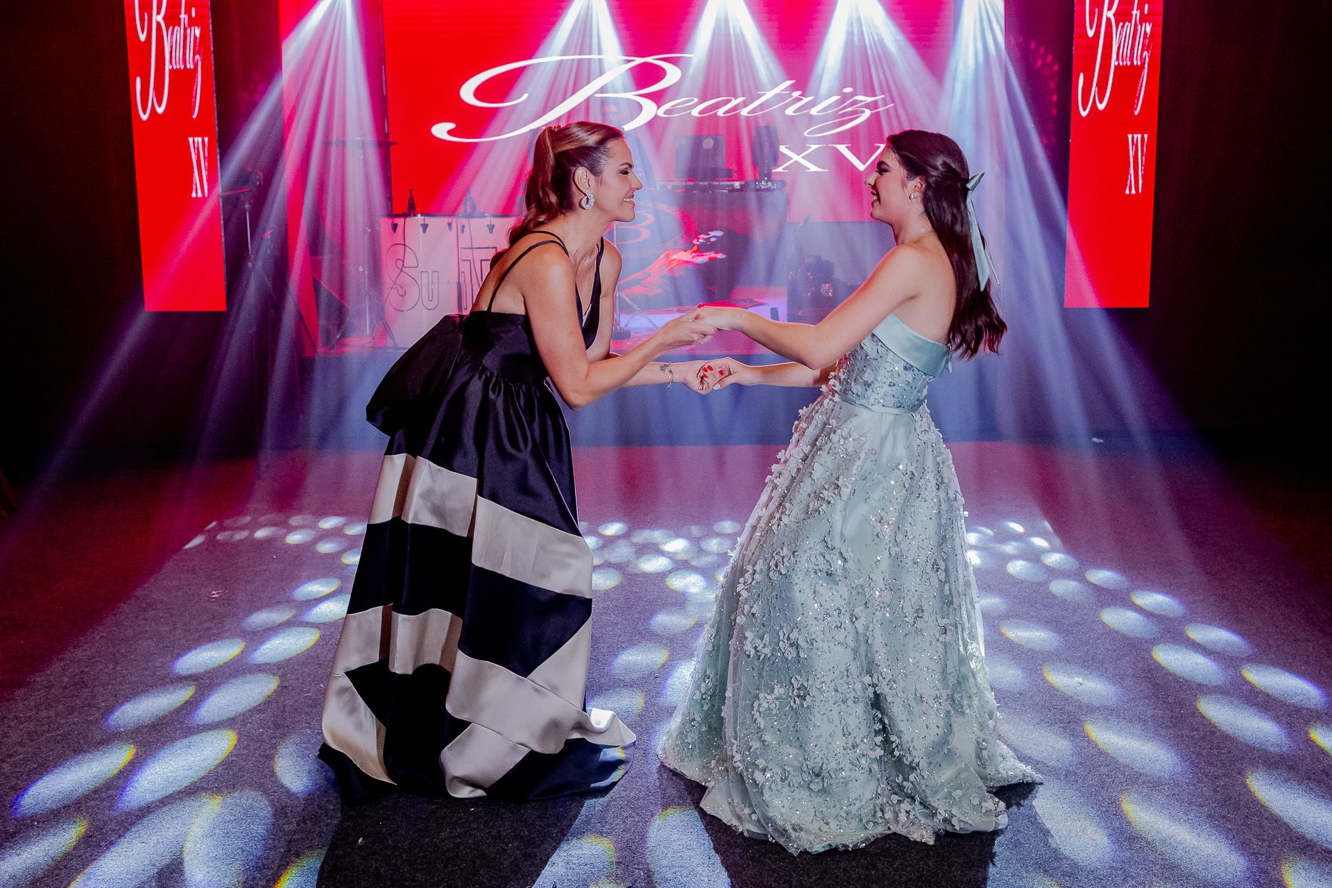 Aniversário da Debutante Beatriz Bertozzi em São Sebastião do Paraíso MG - 2 - 57