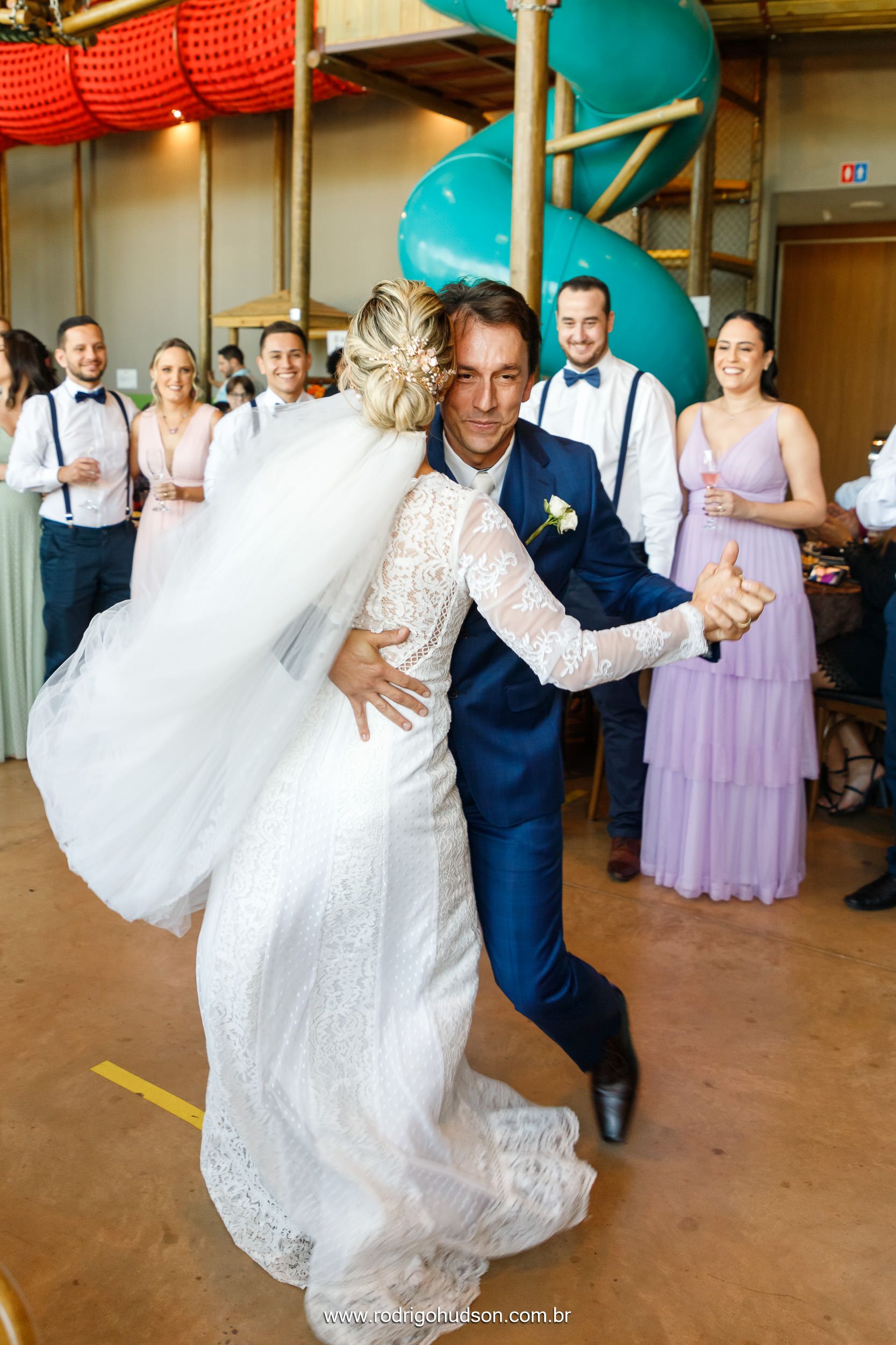 Casamento de Ângela e Bruno no Santuário de Nossa Senhora Aparecida de Jaboticabal - SP - 1 - 3