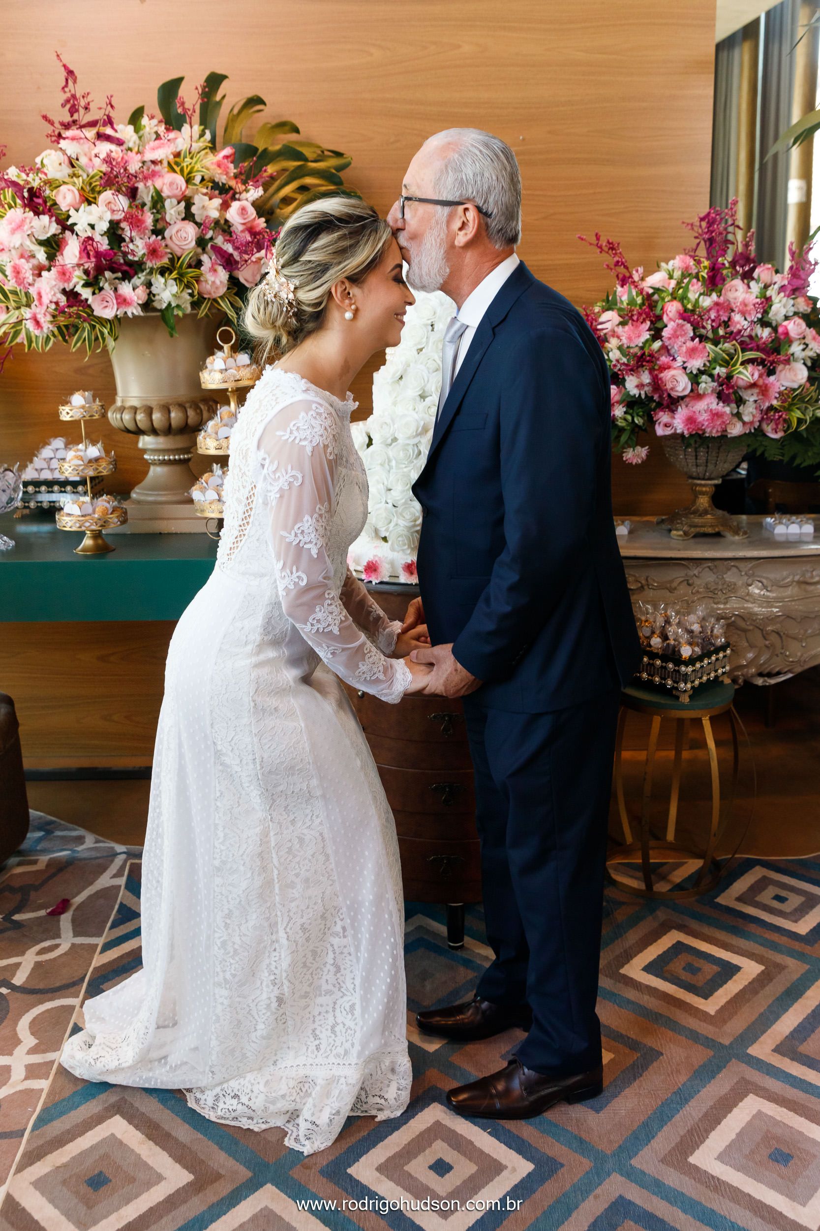 Casamento de Ângela e Bruno no Santuário de Nossa Senhora Aparecida de Jaboticabal - SP - 1 - 3