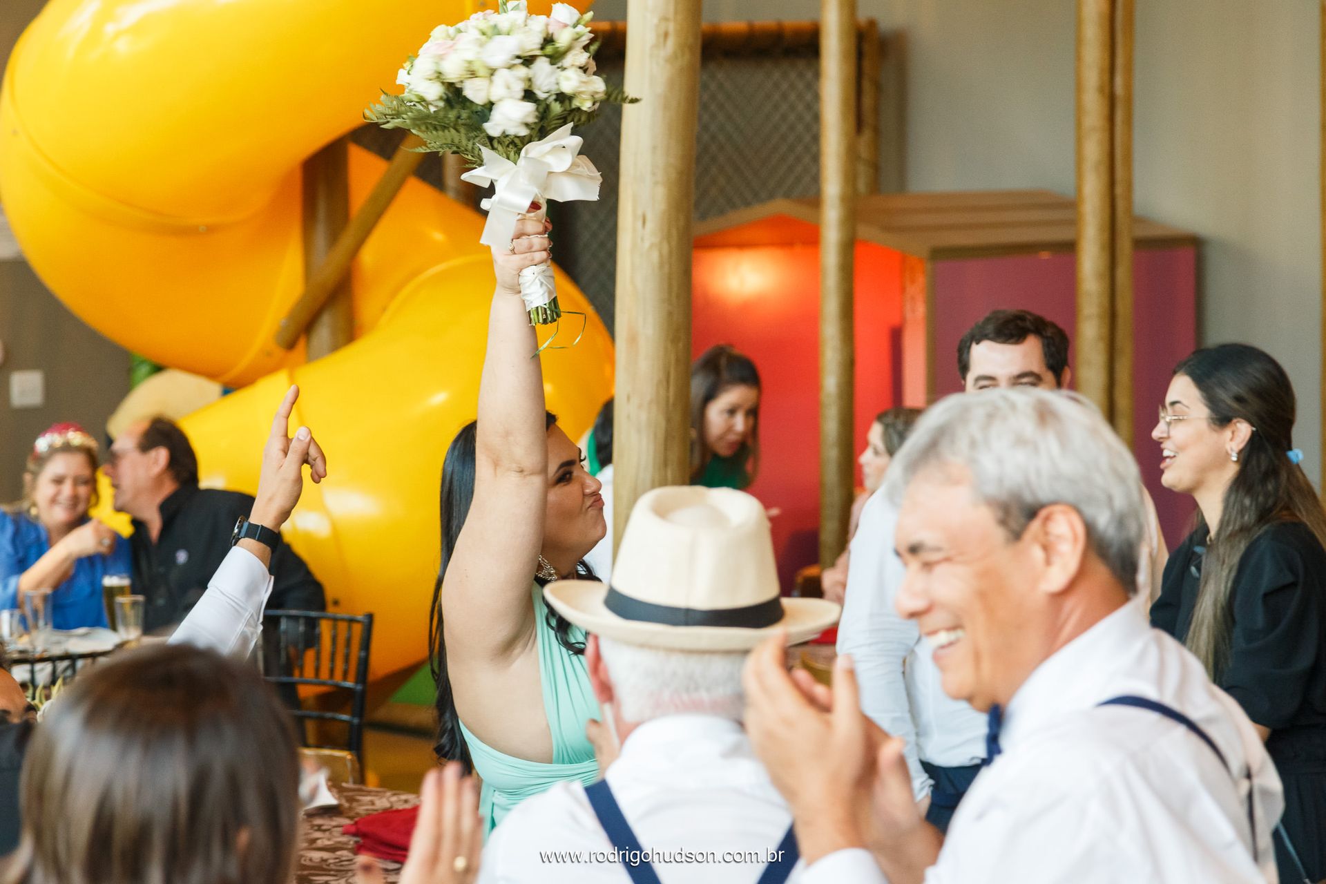 Casamento de Ângela e Bruno no Santuário de Nossa Senhora Aparecida de Jaboticabal - SP - 1 - 2