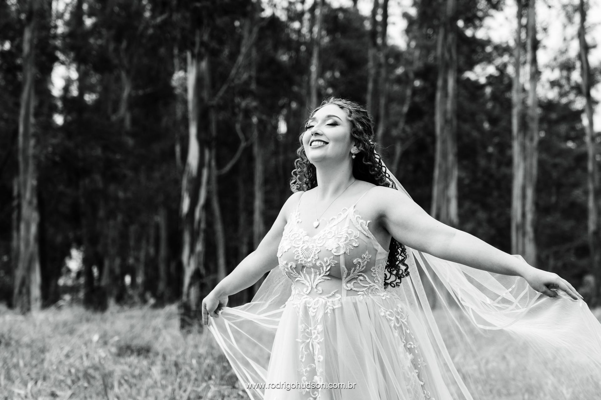 Casamento de Emiliene e Otávio no Sítio dos Eucalíptos em Monte Alto - SP - 1 - 0