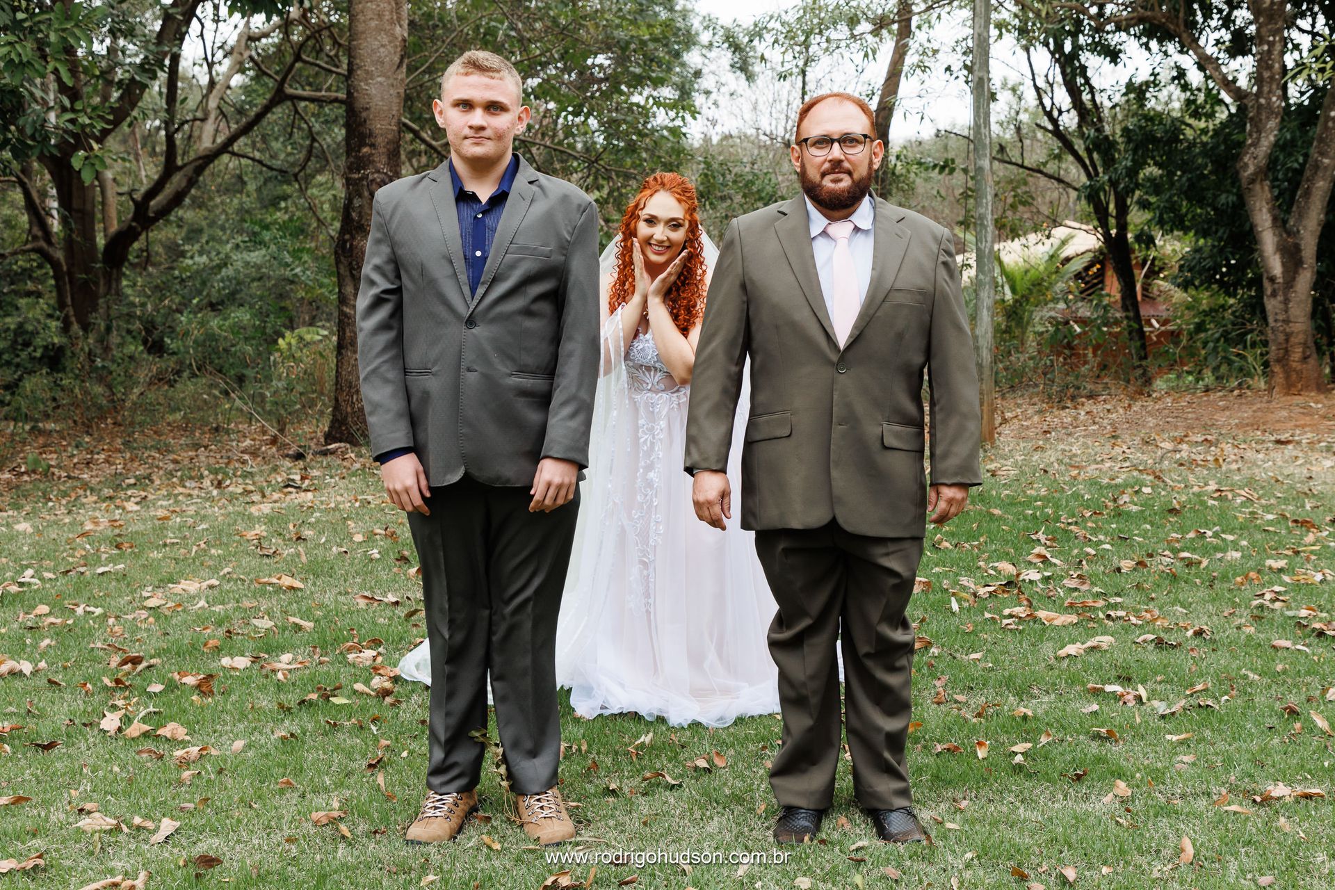 Casamento de Emiliene e Otávio no Sítio dos Eucalíptos em Monte Alto - SP - 1 - 0