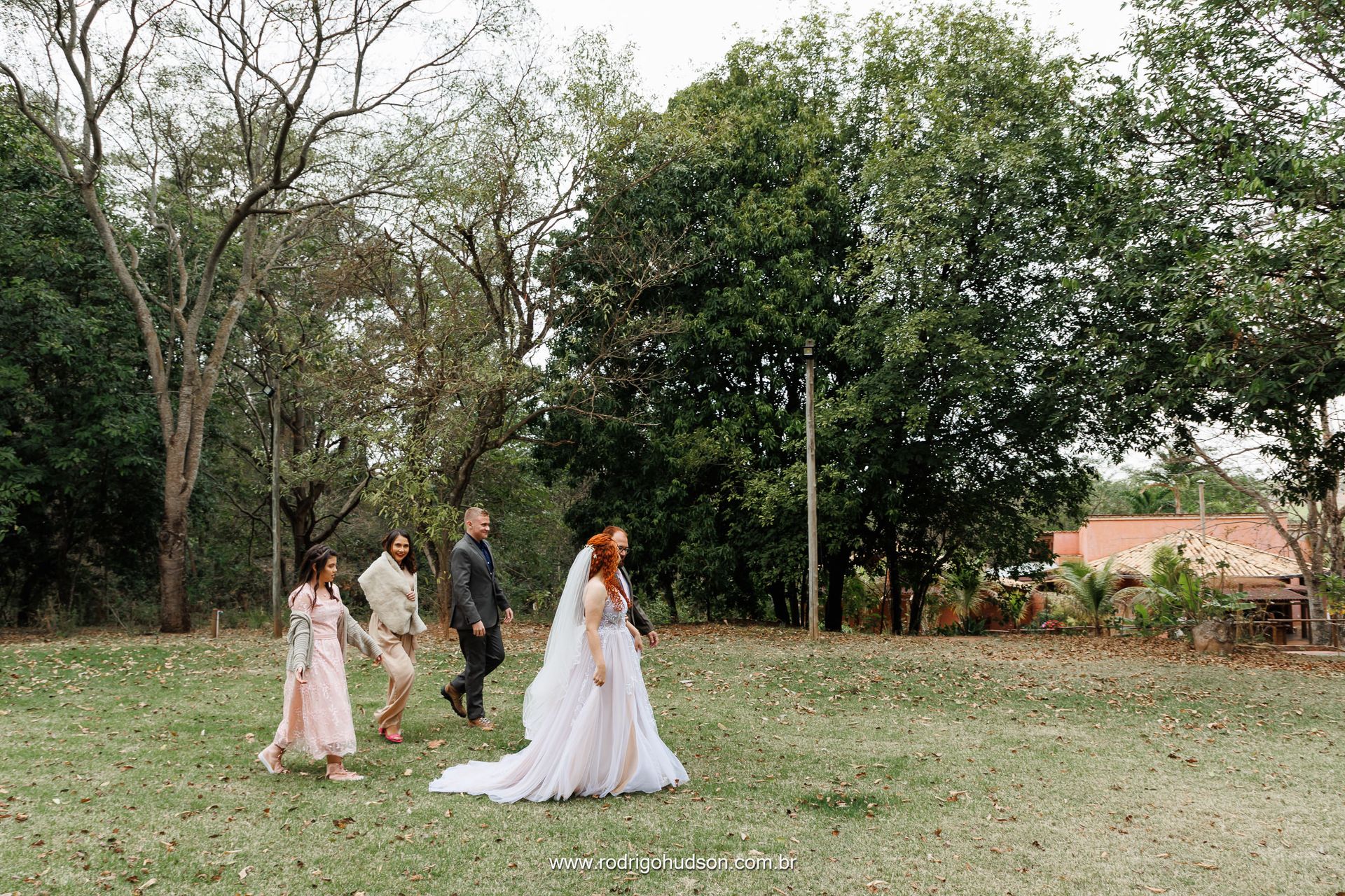 Casamento de Emiliene e Otávio no Sítio dos Eucalíptos em Monte Alto - SP - 1 - 1