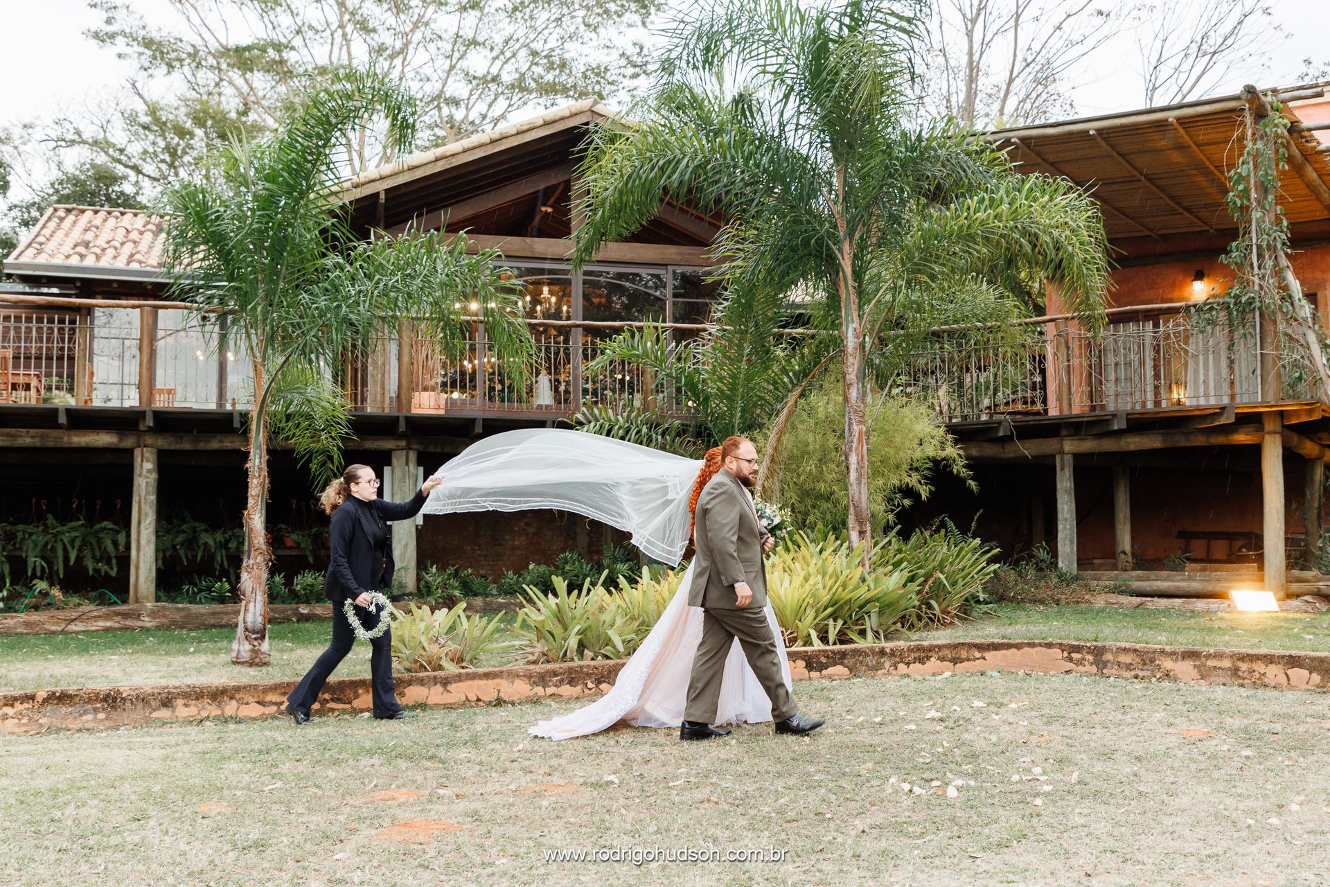 Casamento de Emiliene e Otávio no Sítio dos Eucalíptos em Monte Alto - SP - 1 - 2