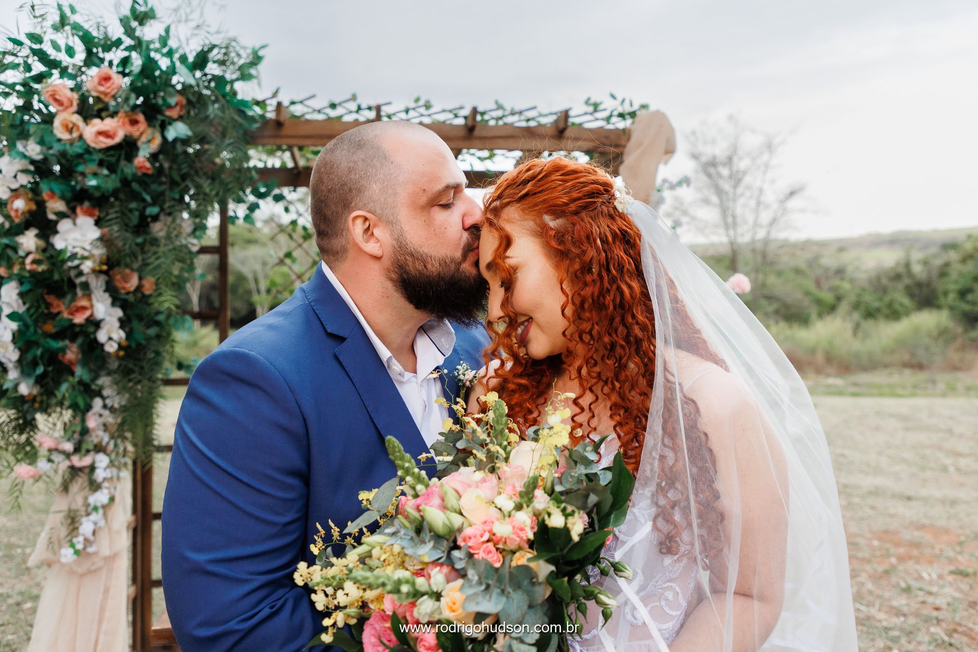 Casamento de Emiliene e Otávio no Sítio dos Eucalíptos em Monte Alto - SP - 1 - 2