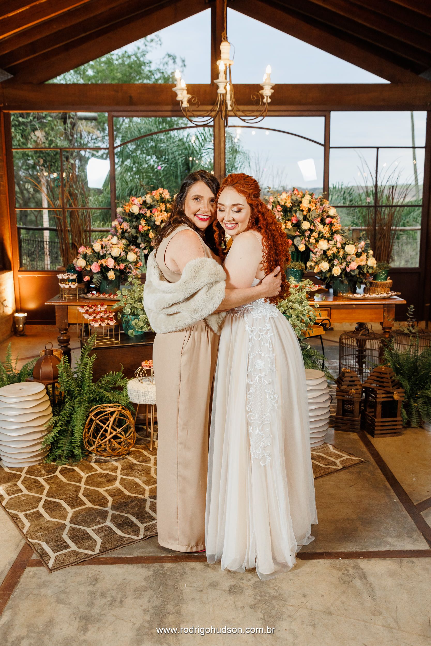 Casamento de Emiliene e Otávio no Sítio dos Eucalíptos em Monte Alto - SP - 1 - 0