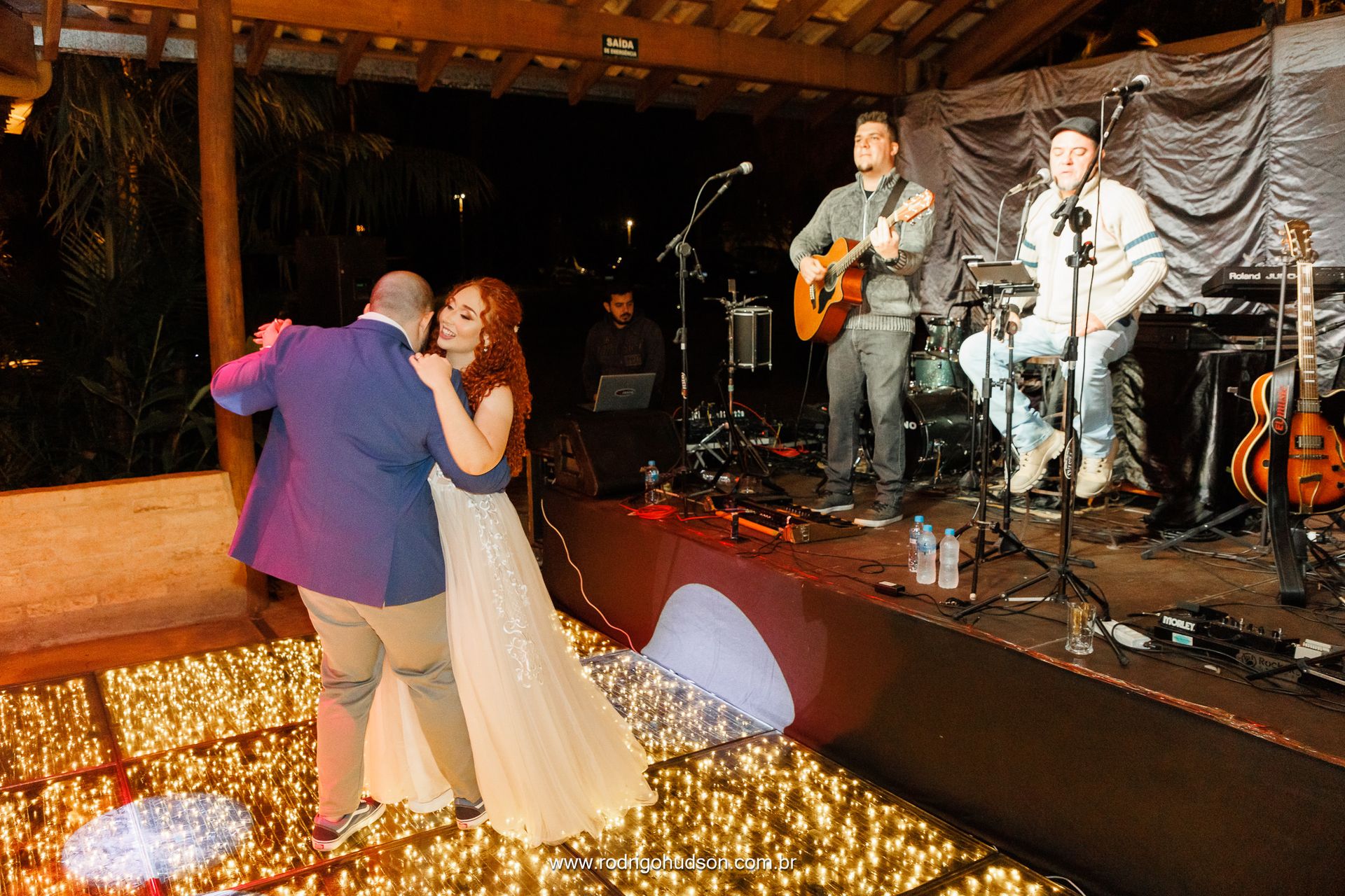 Casamento de Emiliene e Otávio no Sítio dos Eucalíptos em Monte Alto - SP - 1 - 0