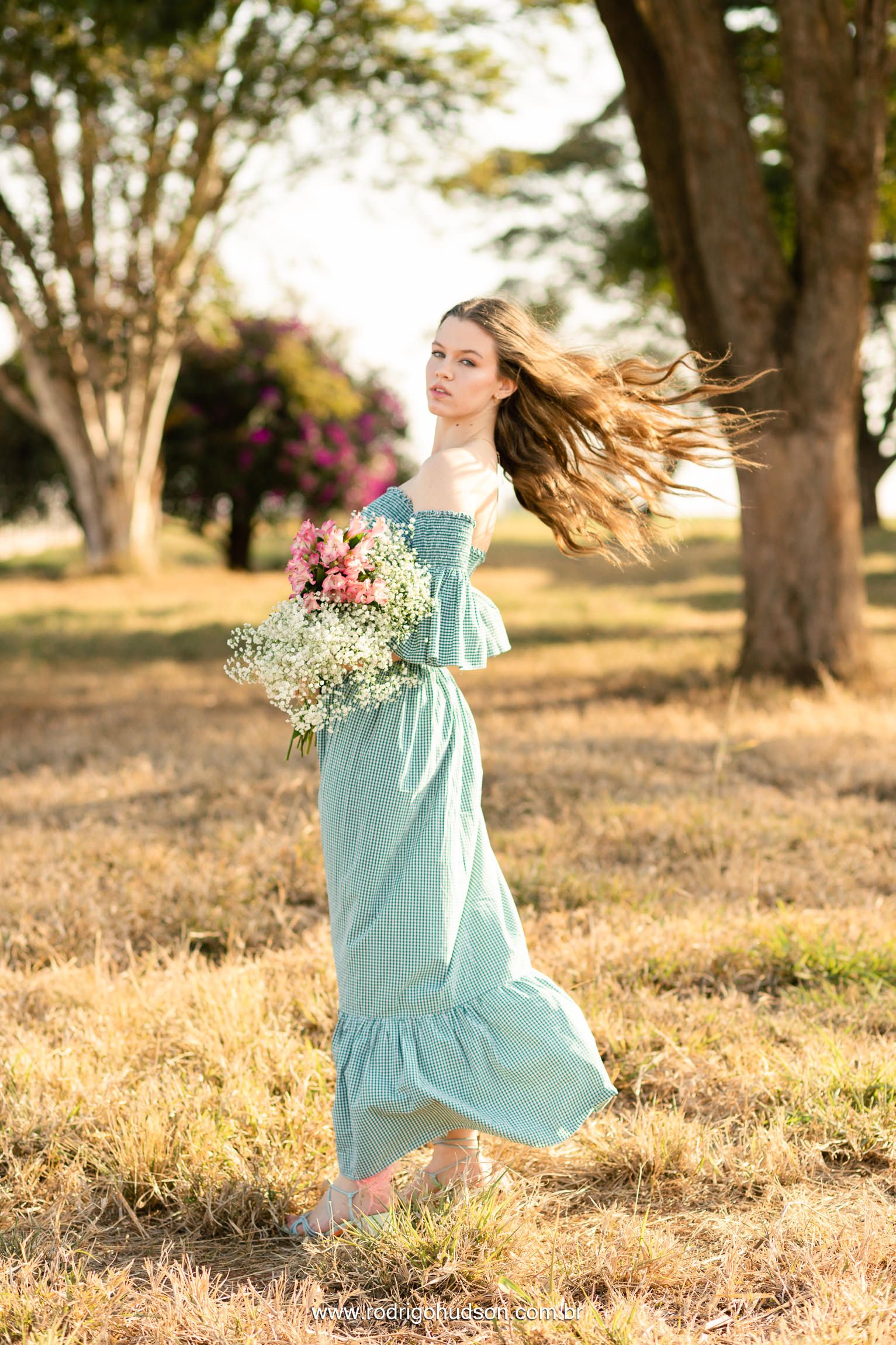 Ensaio de 15 anos de Maria Miotto Cuzzi, Jaboticabal - SP - 1 - 2