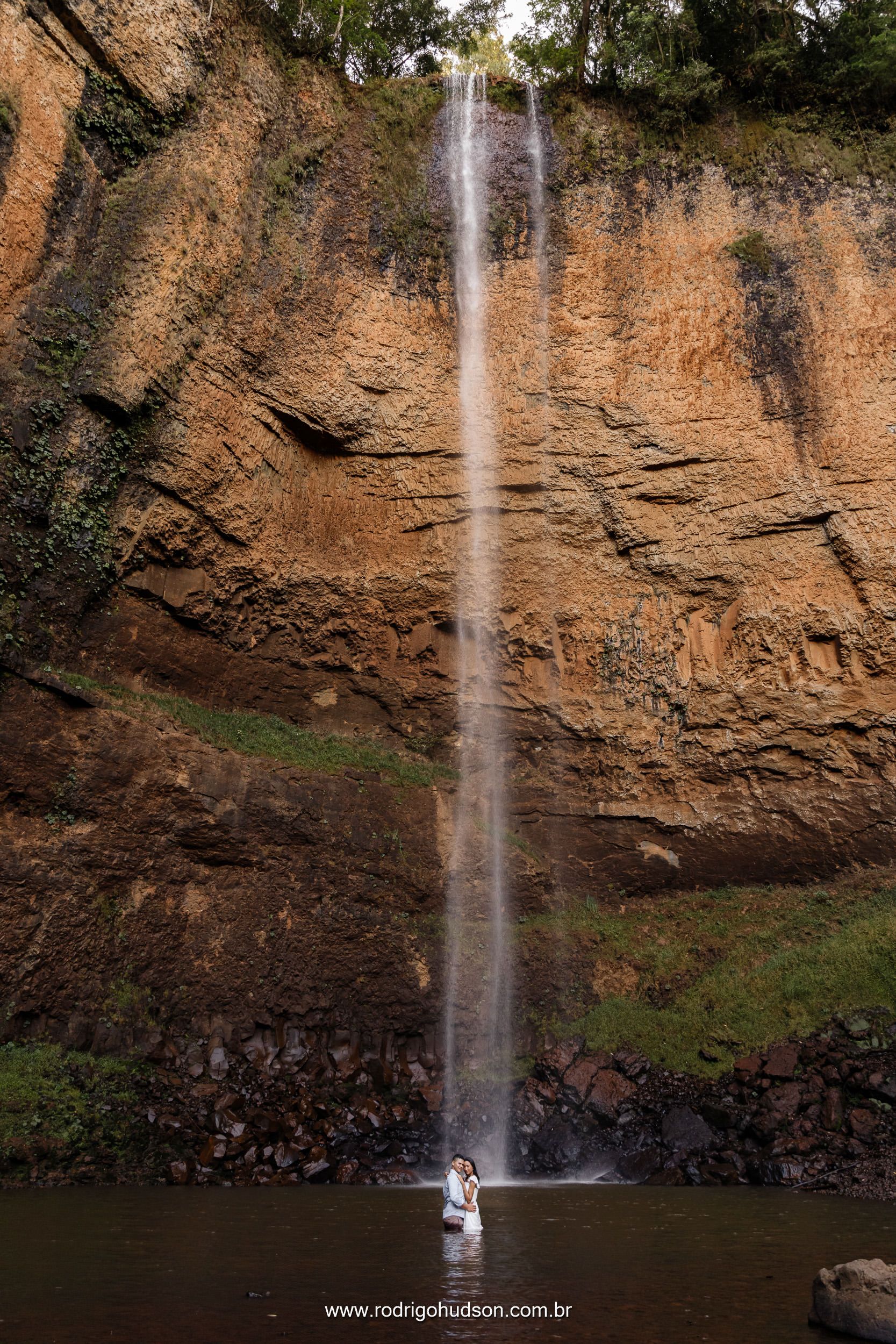 Ensaio Pré Wedding de Thalyta e Felipe no Saltão Paque de Ecoturismo - Brotas - SP - 1 - 2