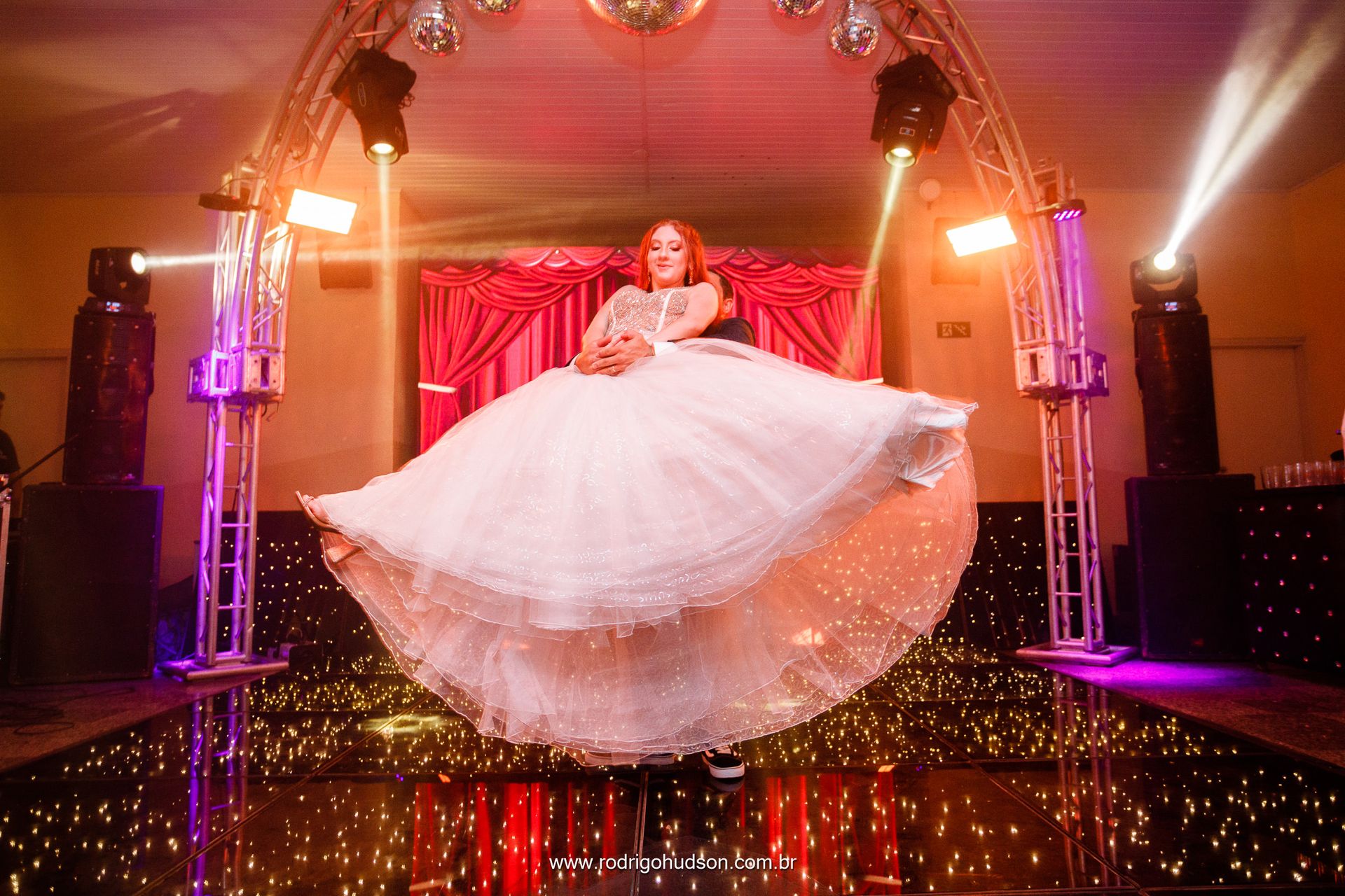 Valentina Mello e seus 15 anos - 1 - 73