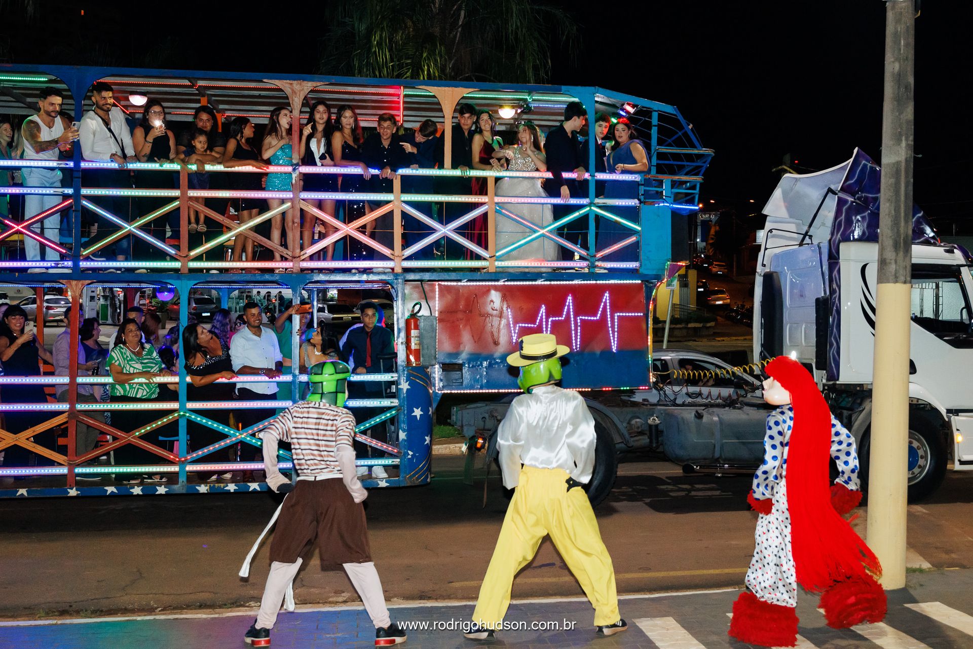 Valentina Mello e seus 15 anos - 1 - 97