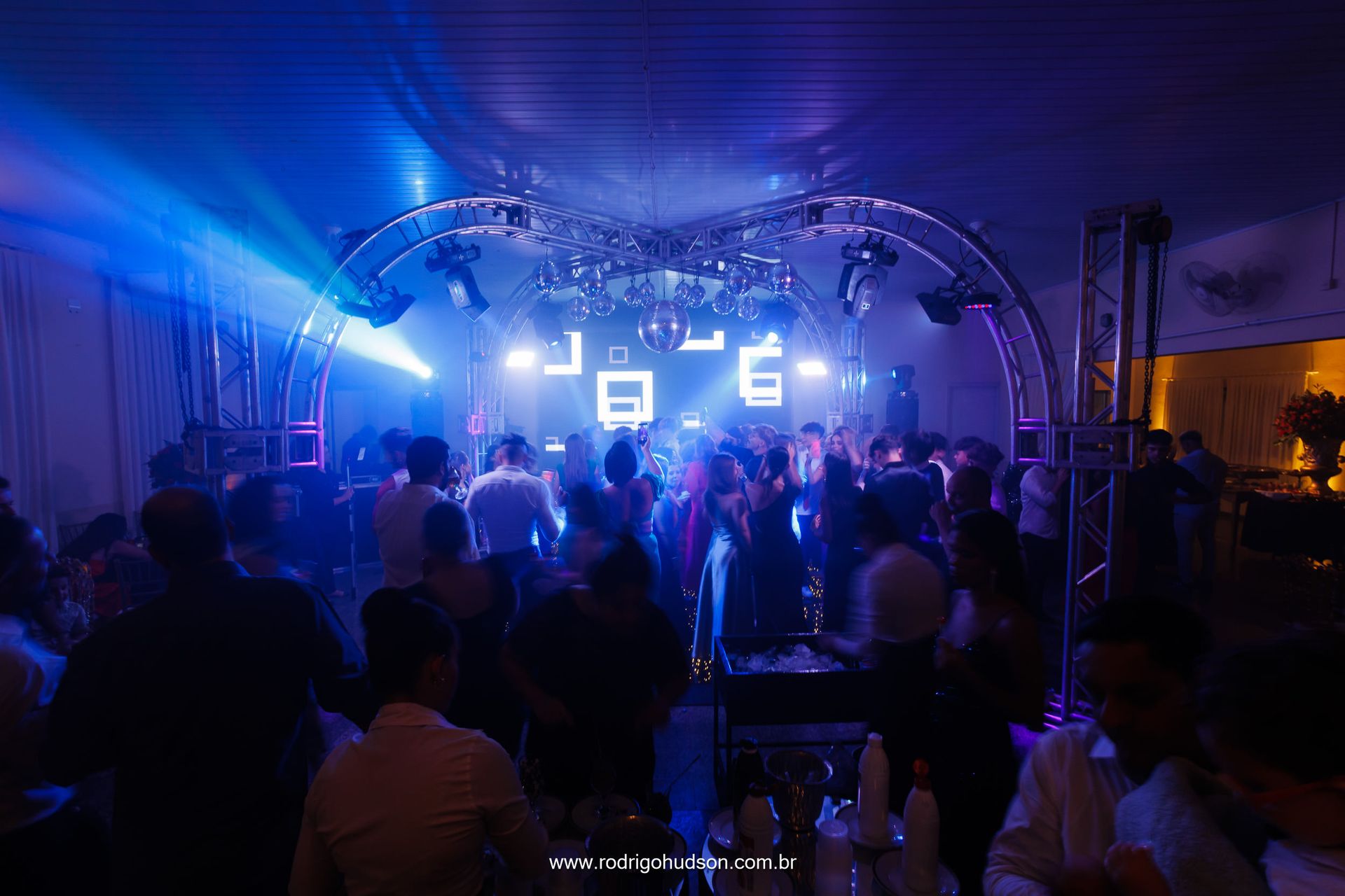 Valentina Mello e seus 15 anos - 1 - 125