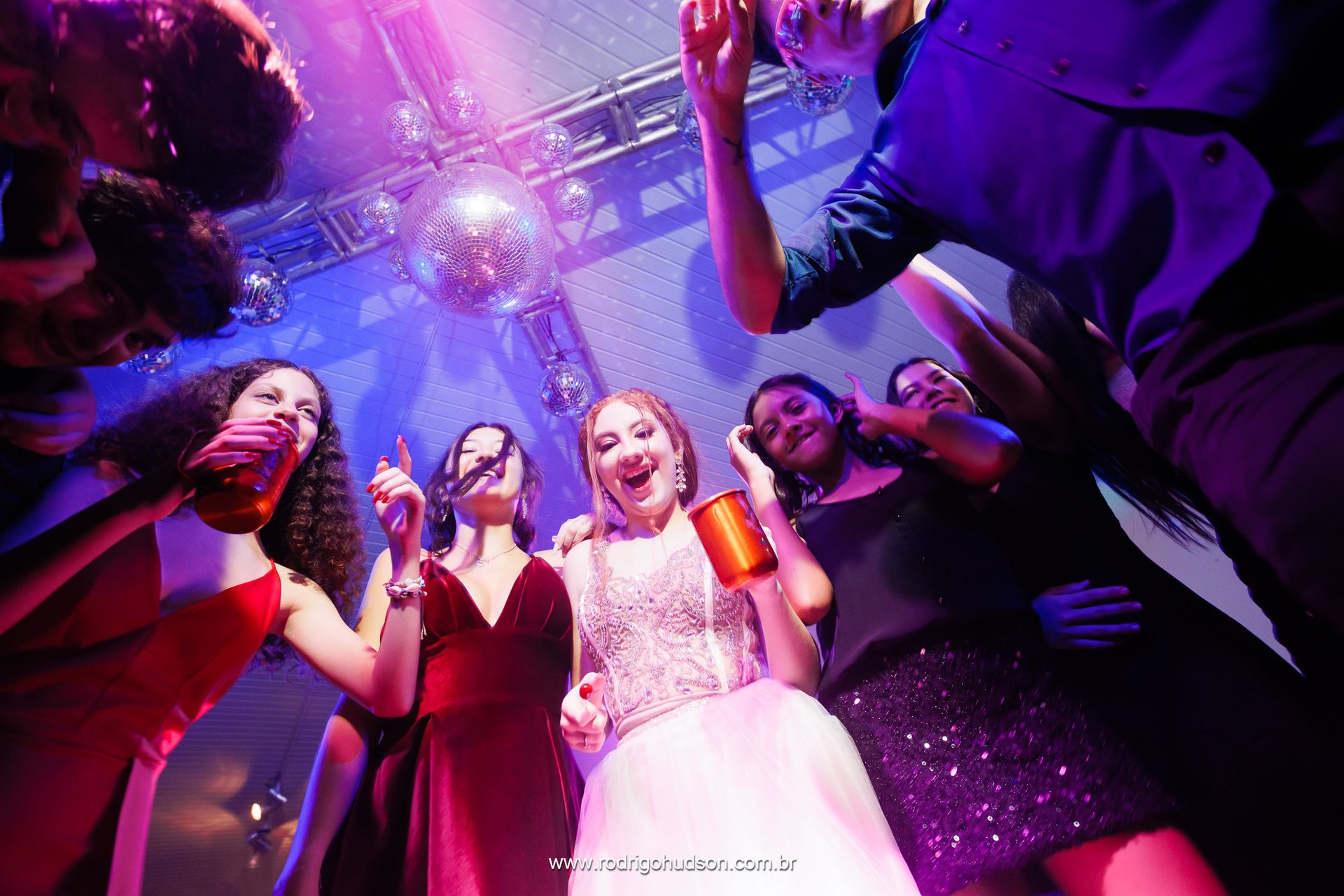 Valentina Mello e seus 15 anos - 1 - 128