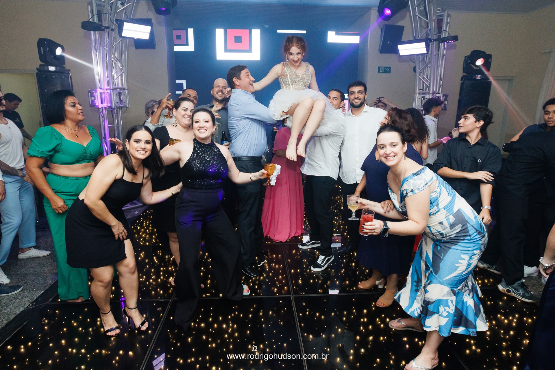 Valentina Mello e seus 15 anos - 1 - 142