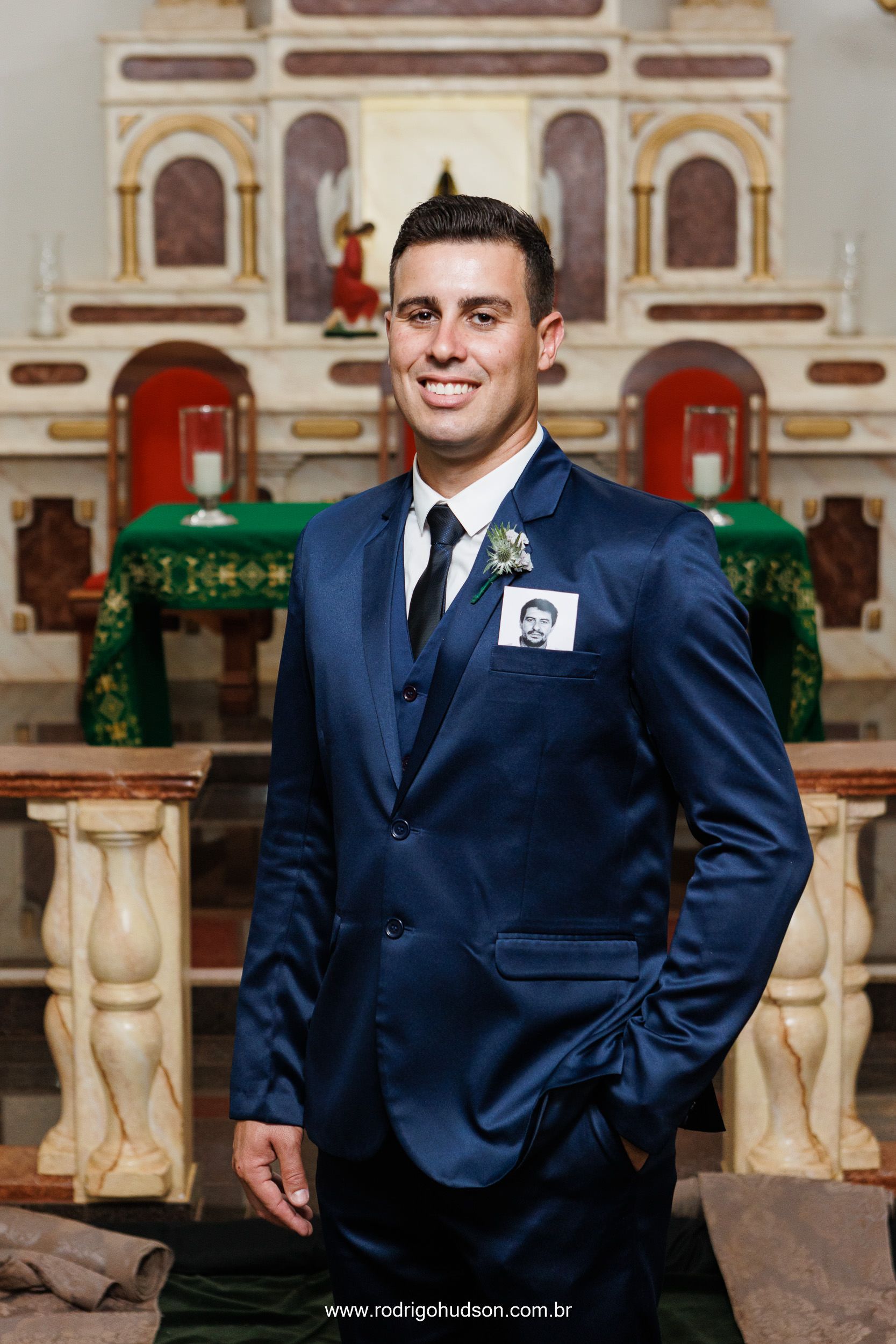 Casamento de Marcela e Lucas na Capela da Sagrada Família em Viradouro - SP - 1 - 3