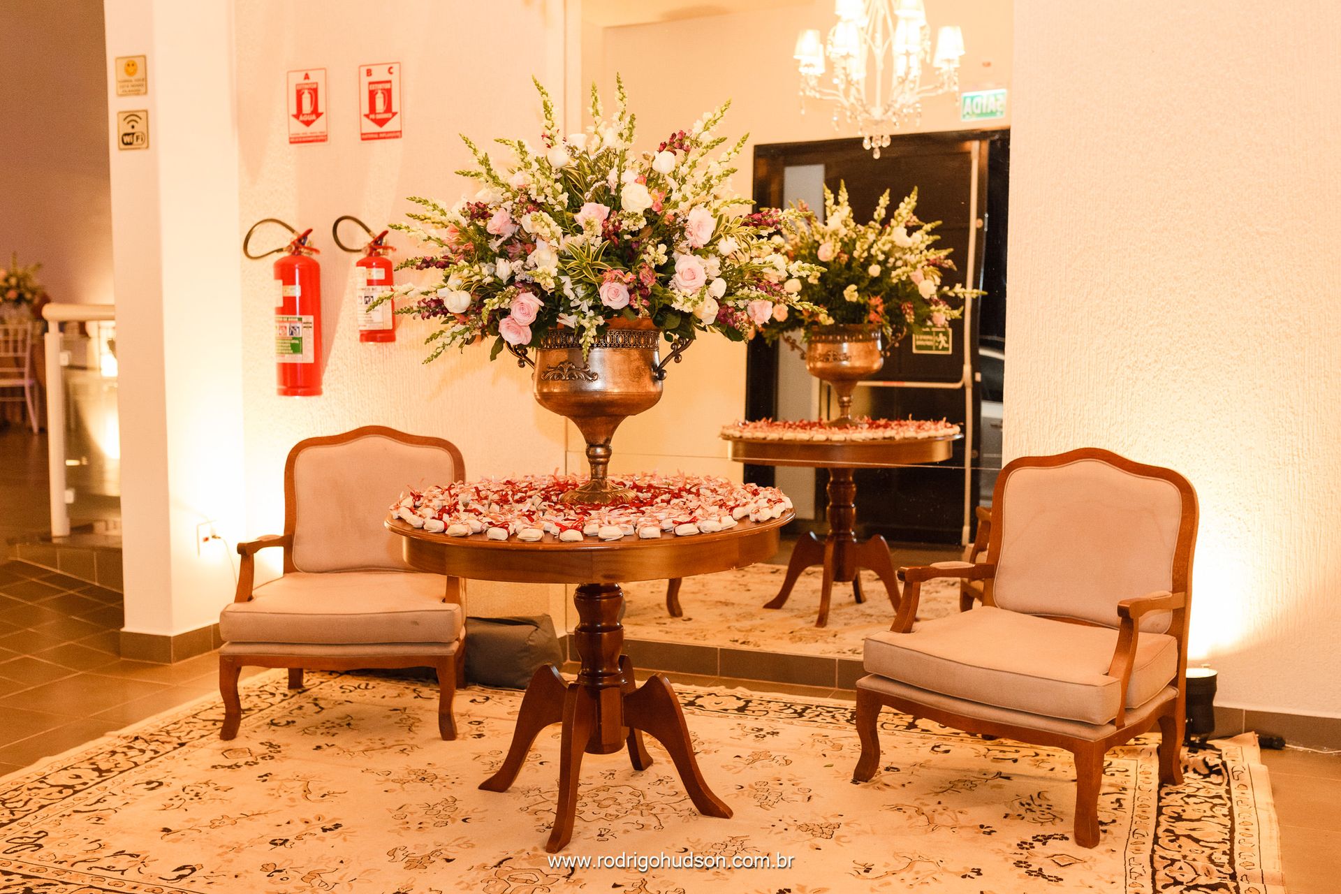 Casamento de Marcela e Lucas na Capela da Sagrada Família em Viradouro - SP - 1 - 0