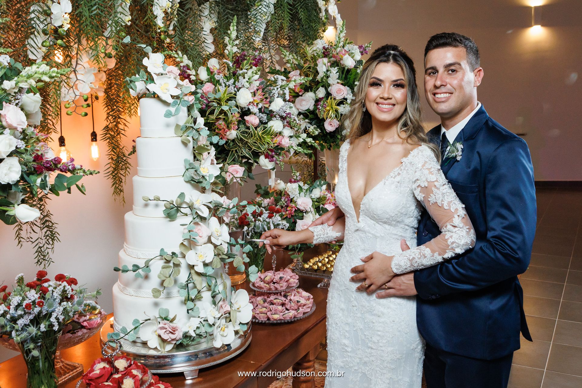 Casamento de Marcela e Lucas na Capela da Sagrada Família em Viradouro - SP - 1 - 1