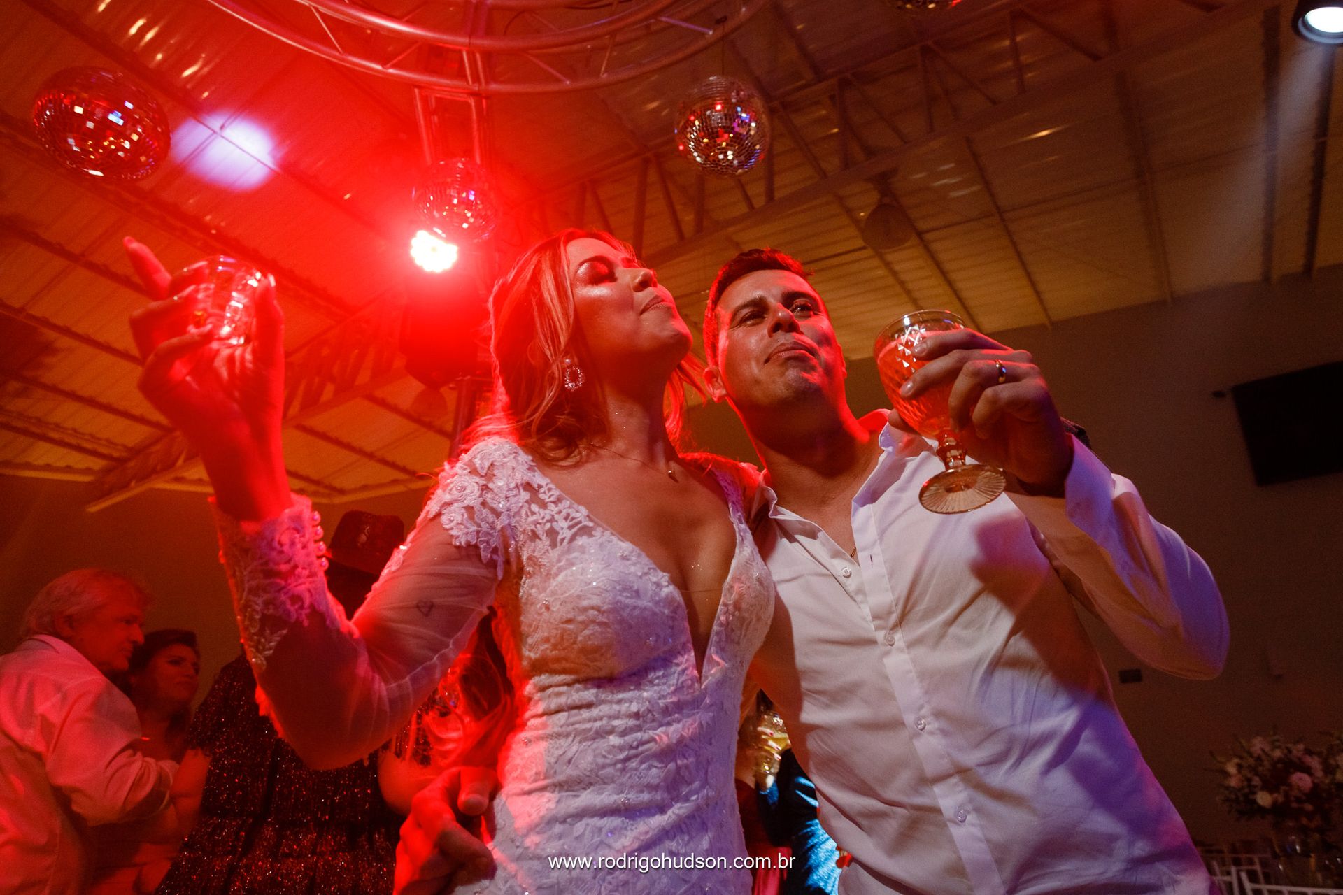 Casamento de Marcela e Lucas na Capela da Sagrada Família em Viradouro - SP - 1 - 0