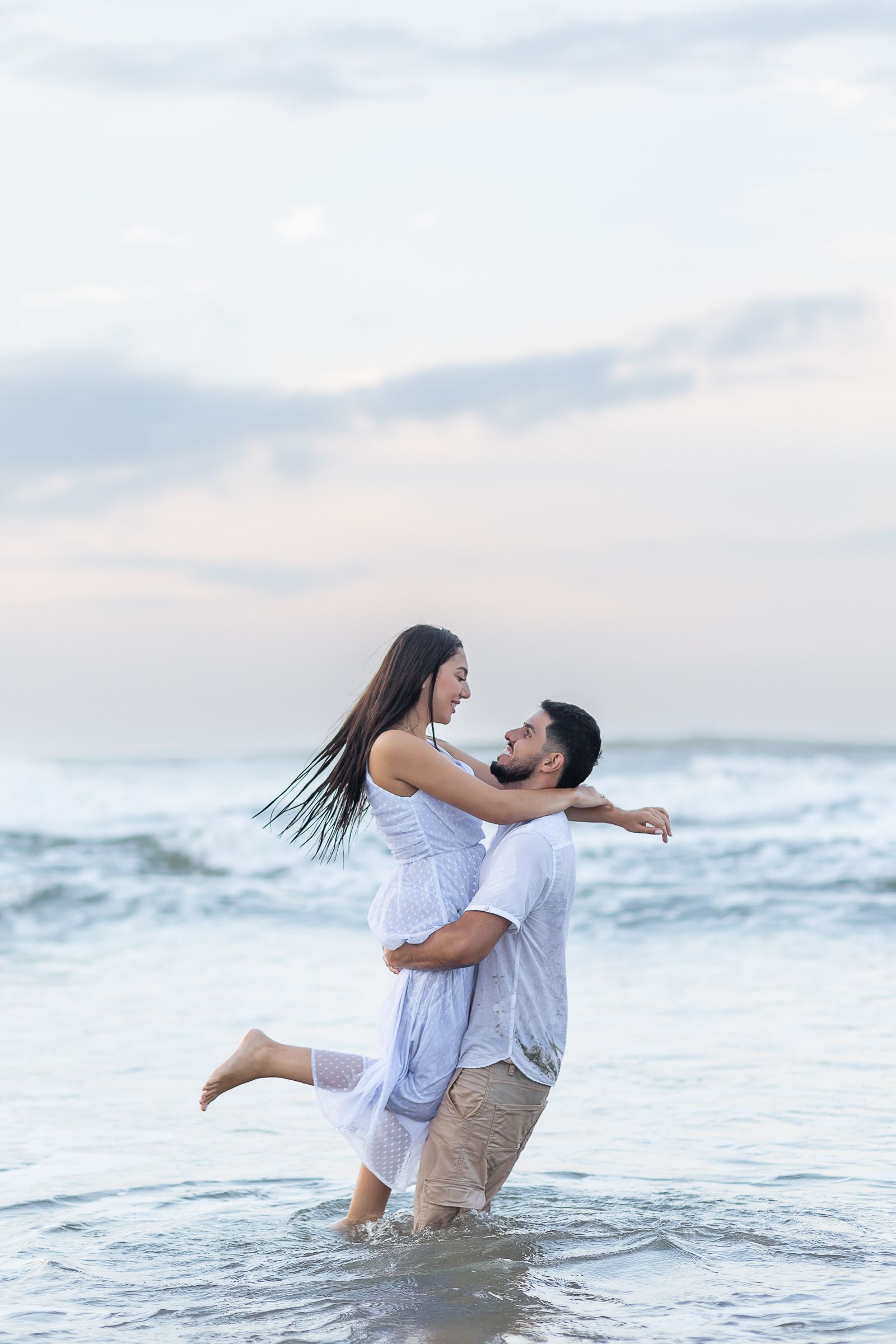 Ensaio Pré Wedding de Luiza e Guilherme em Riviera de São Lourenço - SP - 3 - 20
