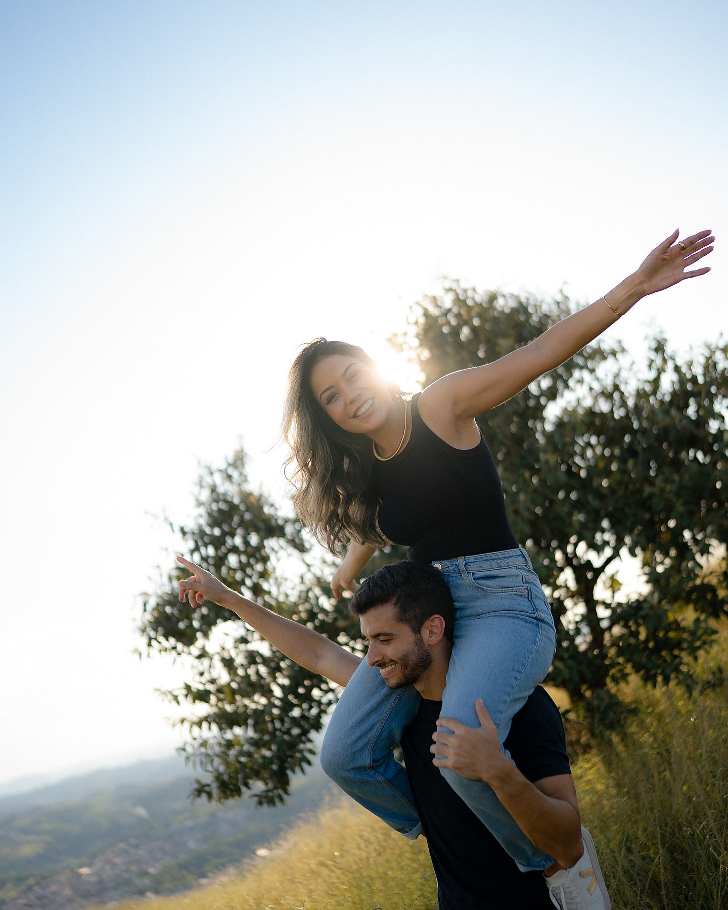 Sente a vibe de um casal que se entrega para as fotos de pré wedding 🔥 - 3 - 1