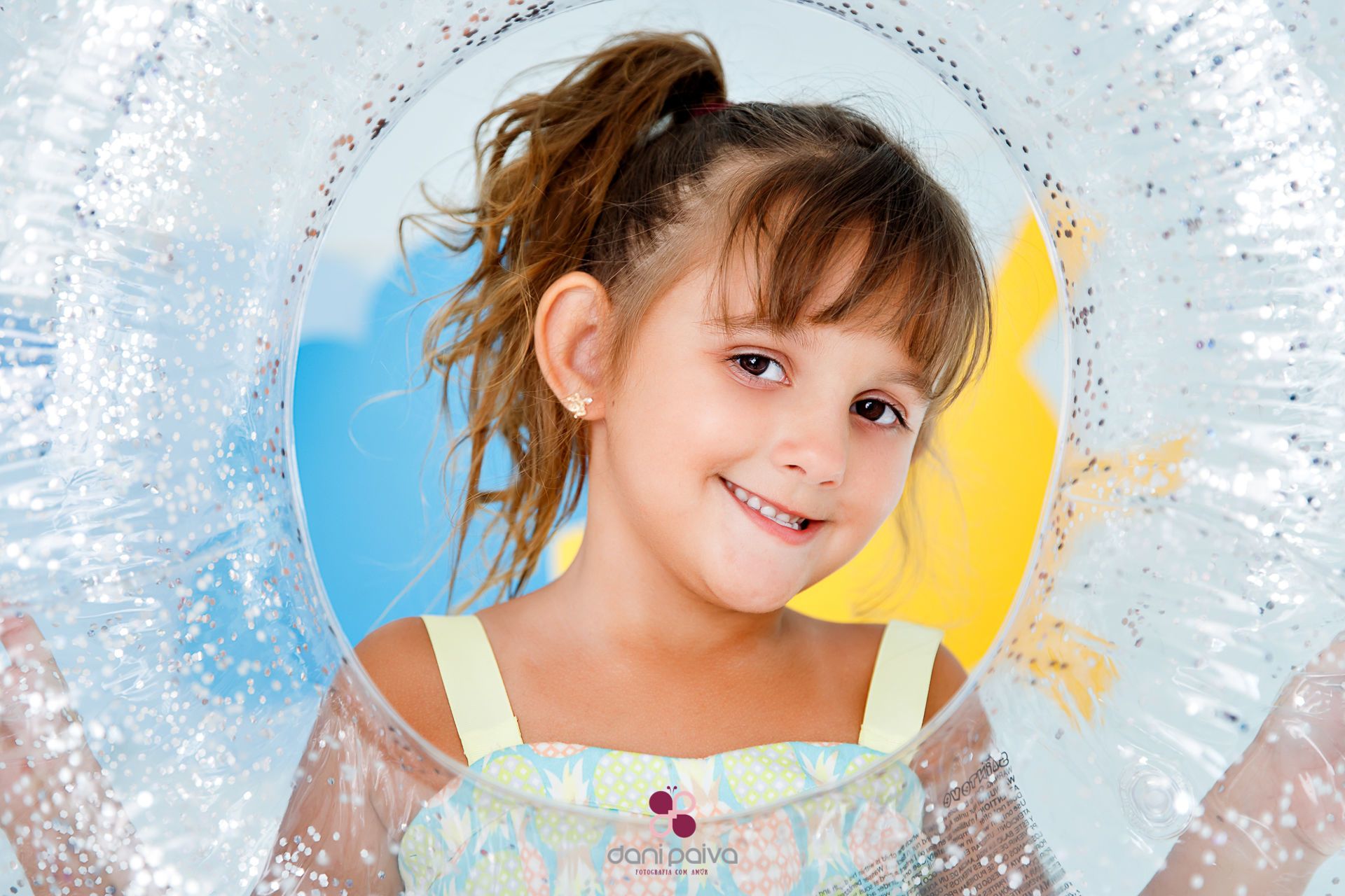 Ensaio em Estúdio de Verão Infantil - 2 - 16