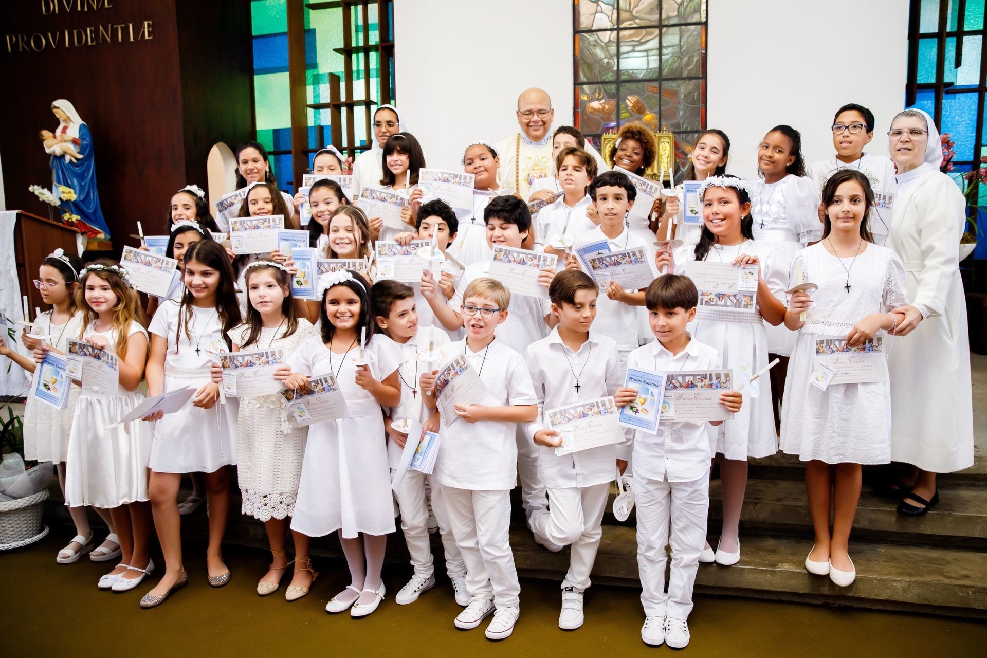 Primeira Comunhão Colégio São Paulo - 2 - 42