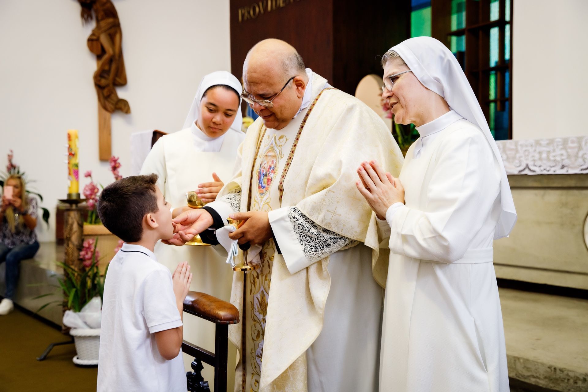 Primeira Comunhão Colégio São Paulo - 2 - 35