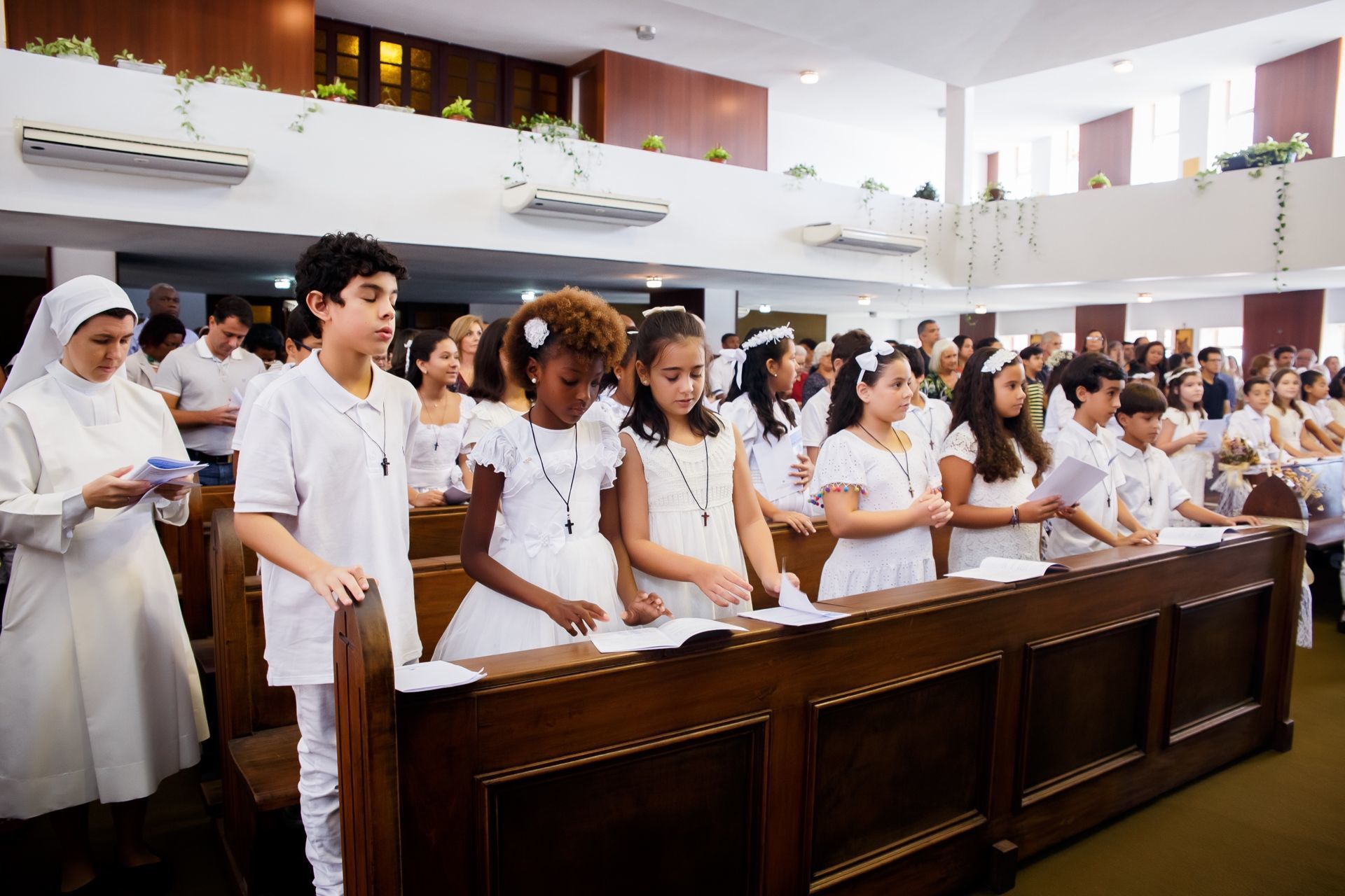 Primeira Comunhão Colégio São Paulo - 2 - 9