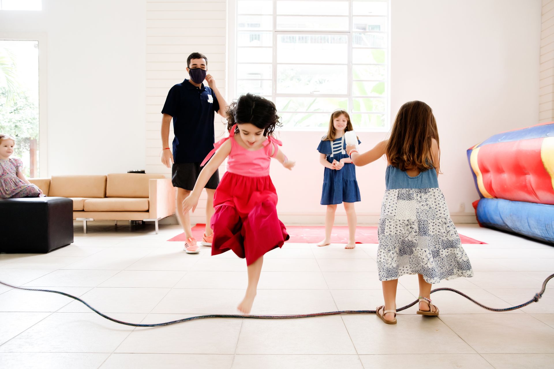 Festa de unicórnio no playground: inspiração e ideias para decorar - 3 - 19