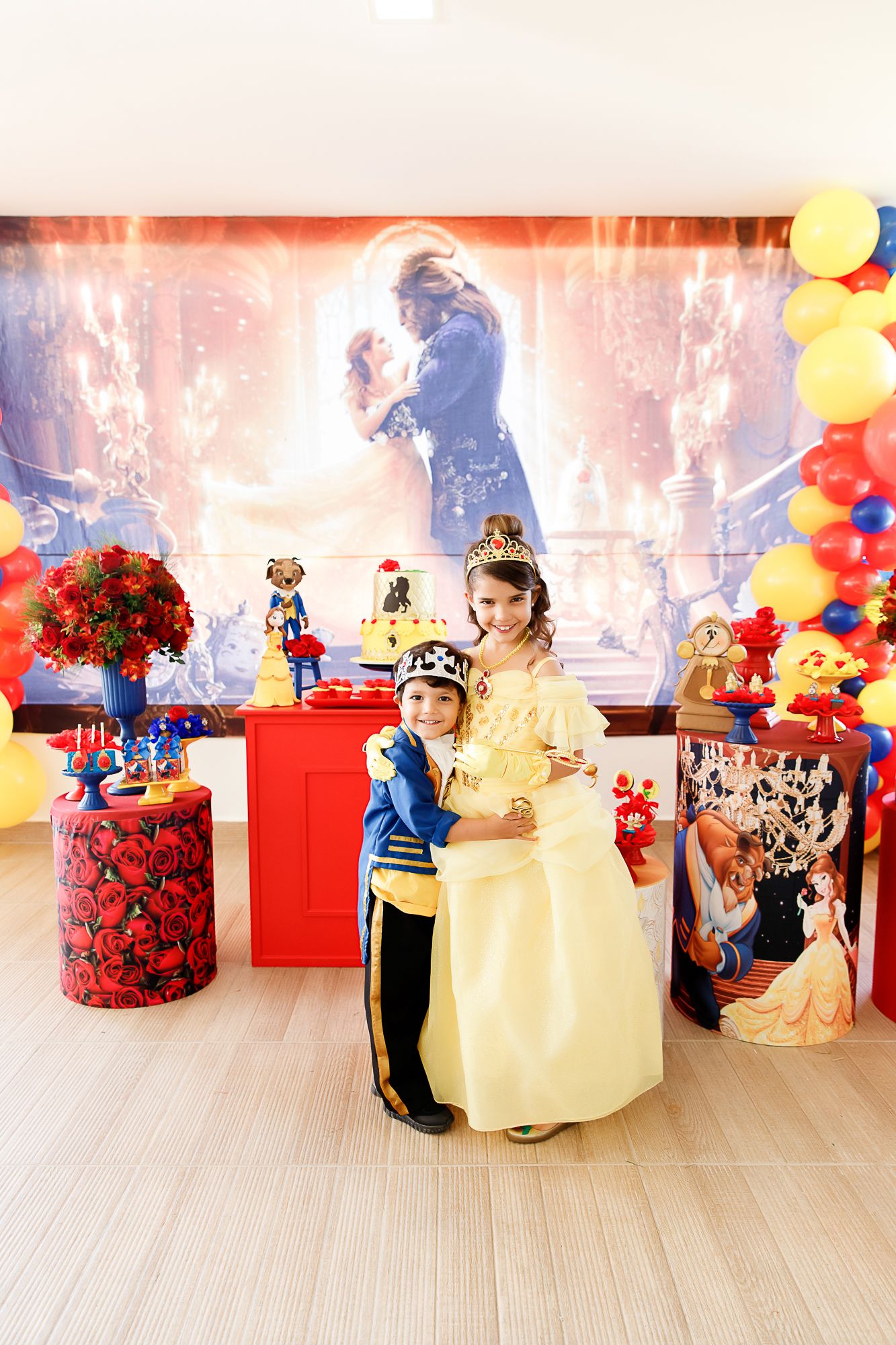 Festa em Camboinhas, Niterói: Um Final de Tarde Mágico com "A Bela e a Fera"! - 2 - 6