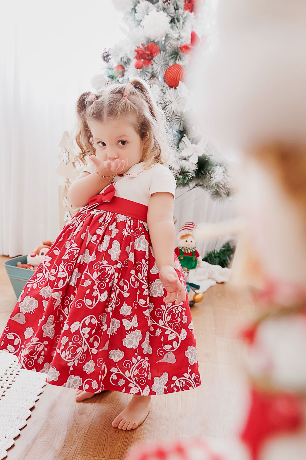 Um Natal Iluminado e Alegre: O Encantador Ensaio de Alice em São Francisco, Niterói - 3 - 10