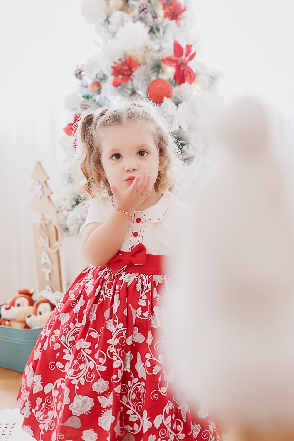 Um Natal Iluminado e Alegre: O Encantador Ensaio de Alice em São Francisco, Niterói - 3 - 9