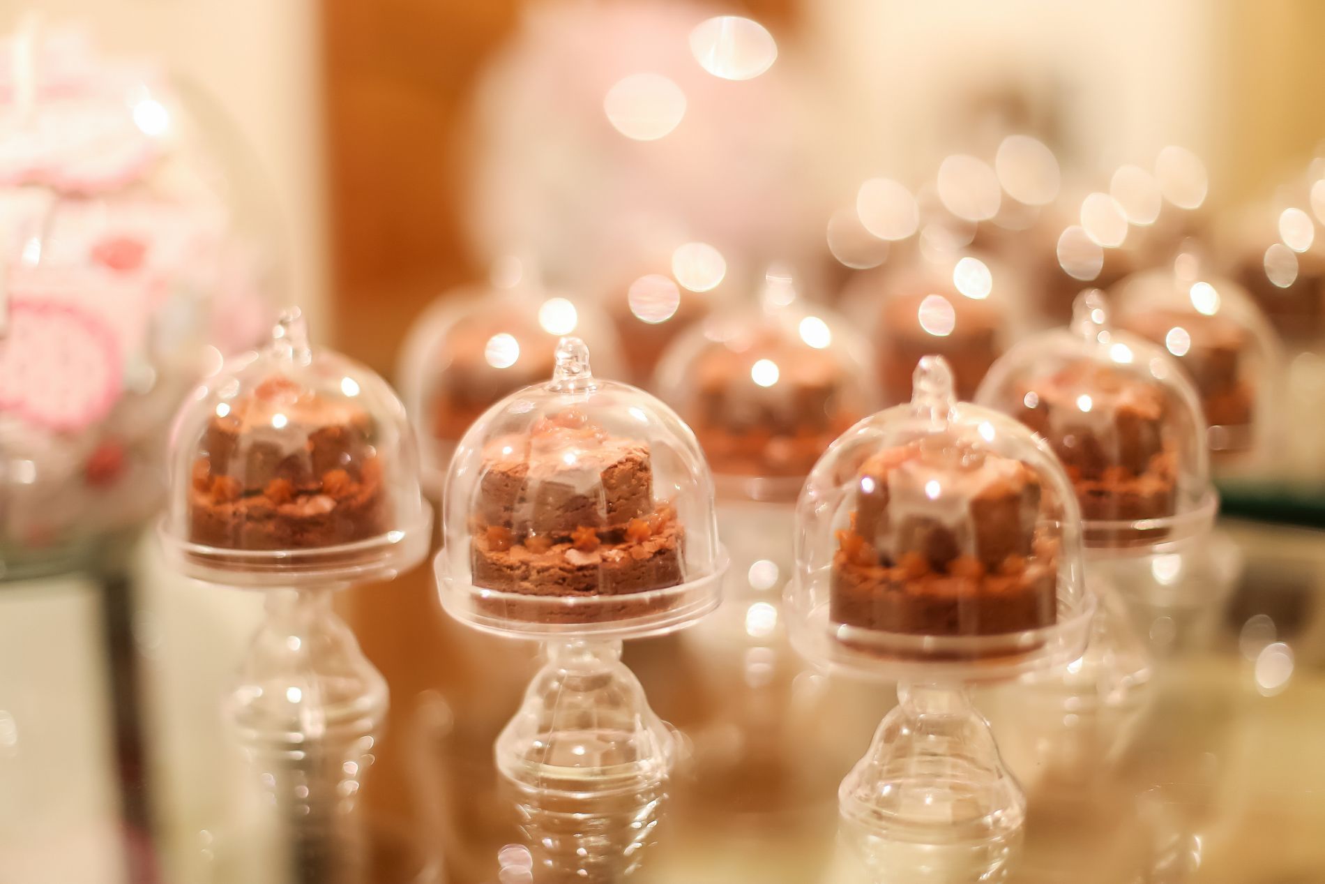 Encantos de uma Celebração Íntima: O Jantar de Aniversário Estiloso de Elena - 2 - 25