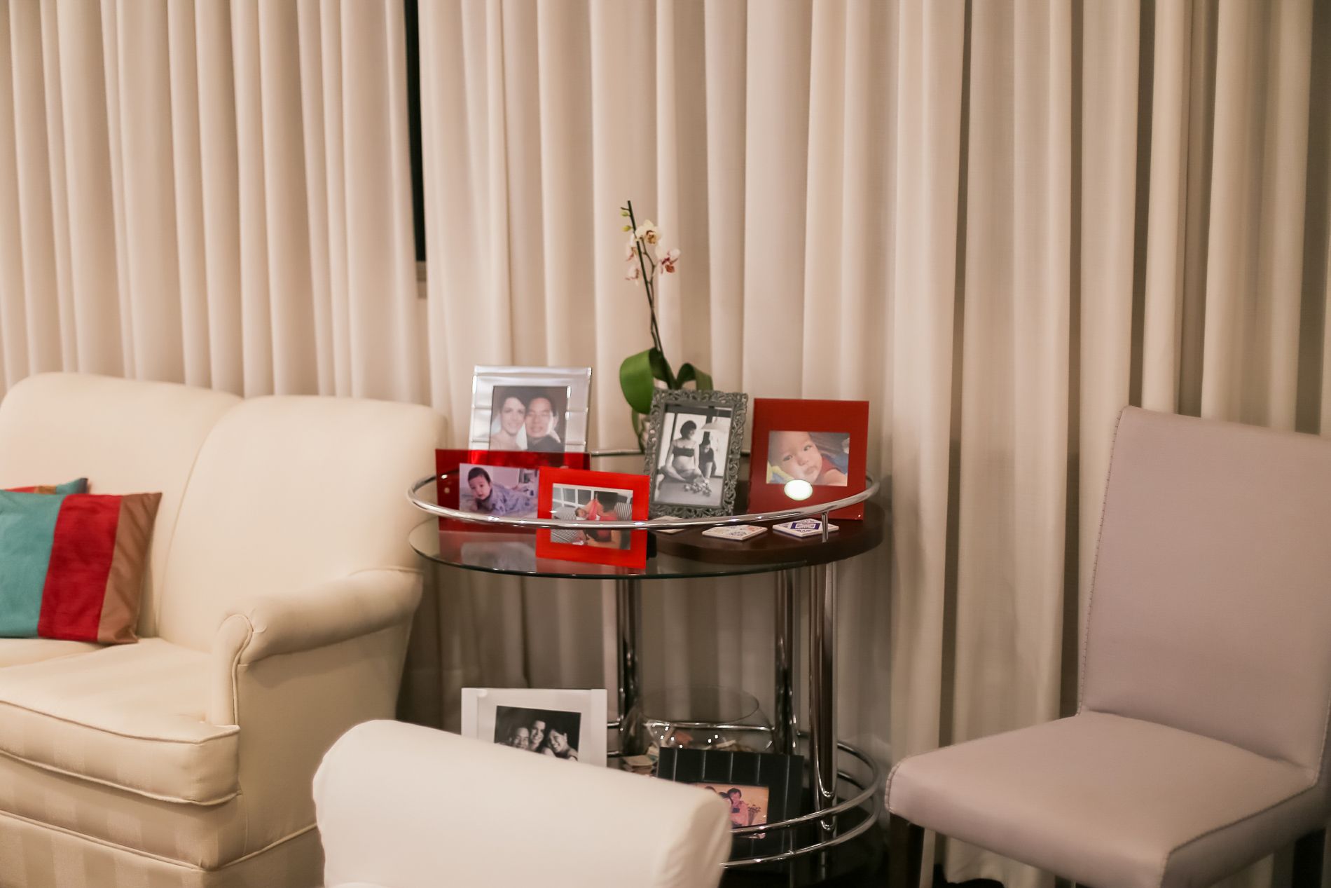 Encantos de uma Celebração Íntima: O Jantar de Aniversário Estiloso de Elena - 2 - 0