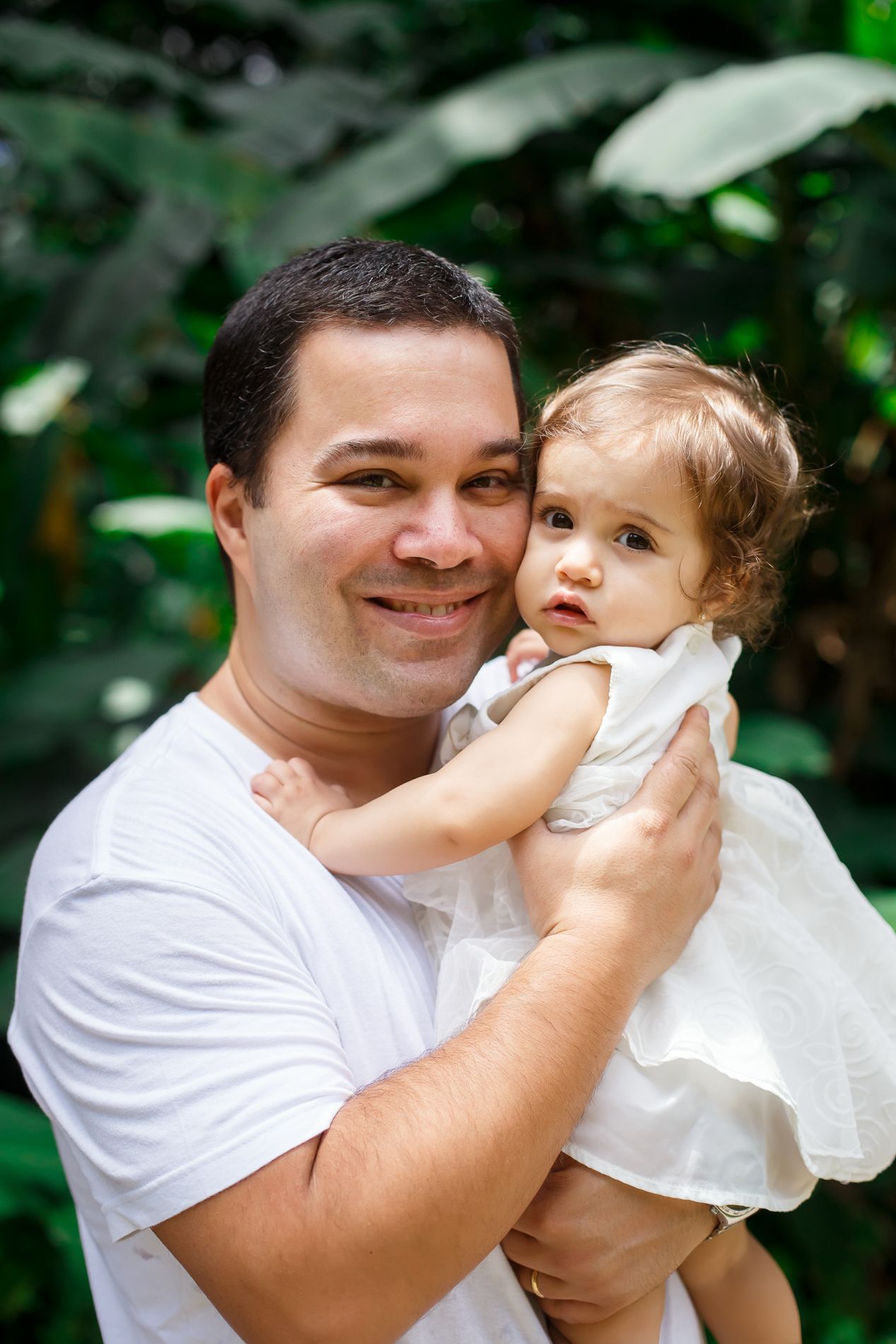 O Maravilhoso Ciclo de Um Ano: Encerrando o Acompanhamento da Milena com um Ensaio Familiar no Parque Lage - 2 - 3