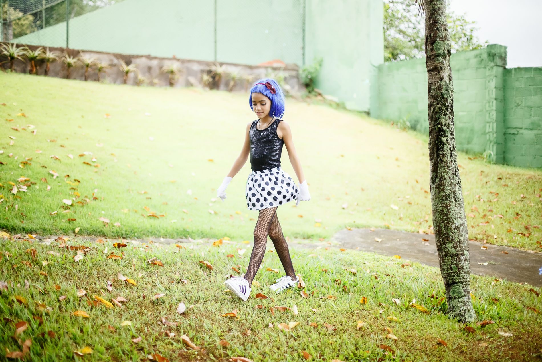 Encanto e Descoberta: Ensaio Fotográfico das Irmãs Mari e Manu nas Férias com a Vovó - 2 - 24