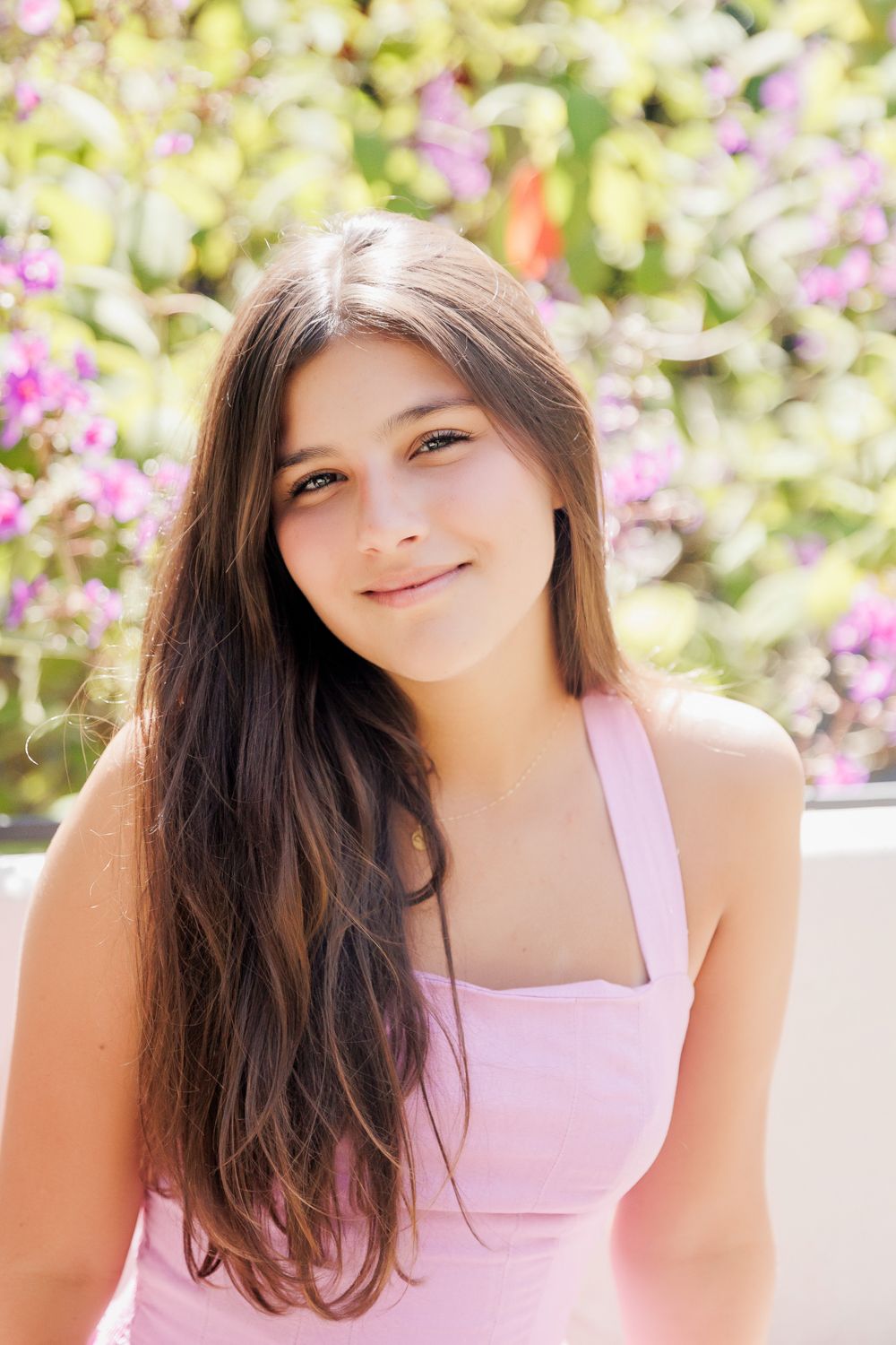 Capturando a Essência da Festa de 15 Anos da Sofia na Casa Jardins do Alto - 2 - 25