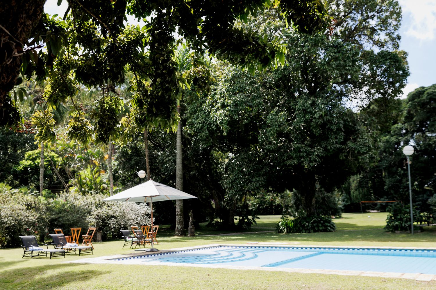 Capturando a Essência da Festa de 15 Anos da Sofia na Casa Jardins do Alto - 2 - 1