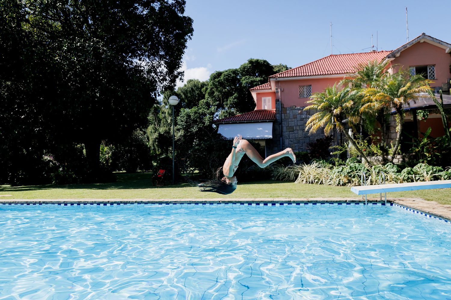 Capturando a Essência da Festa de 15 Anos da Sofia na Casa Jardins do Alto - 2 - 54