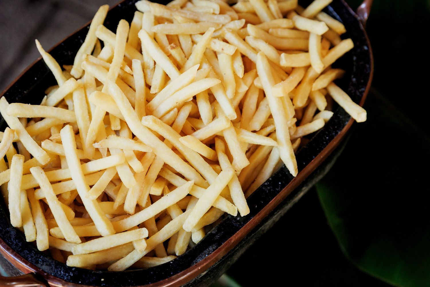 Capturando a Essência da Festa de 15 Anos da Sofia na Casa Jardins do Alto - 2 - 96