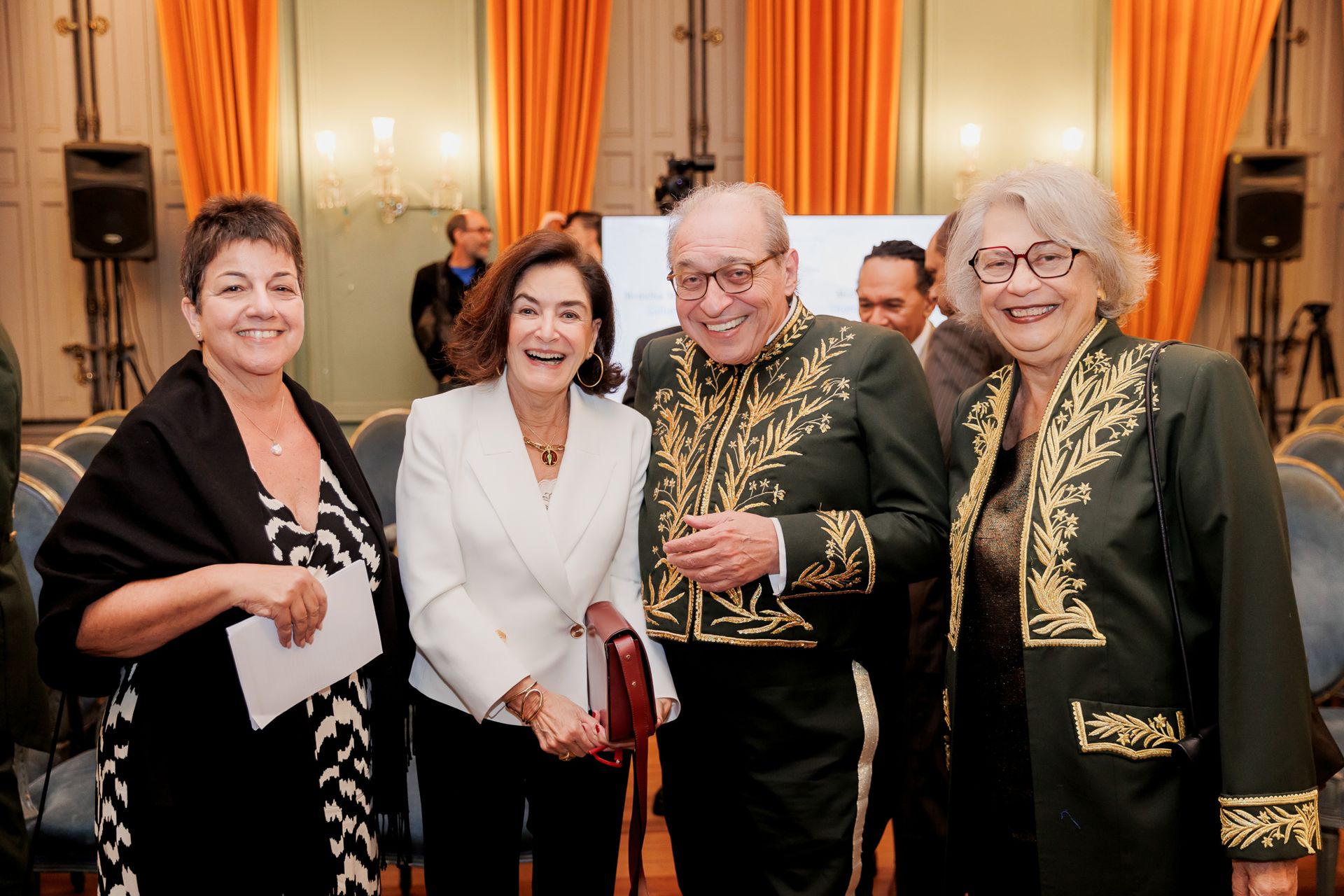 Academia Brasileira de Letras Celebra 127 Anos com Homenagens e Premiações - 2 - 2