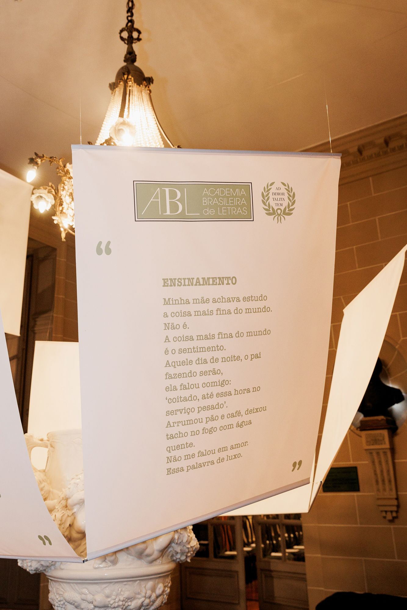 Academia Brasileira de Letras Celebra 127 Anos com Homenagens e Premiações - 2 - 6