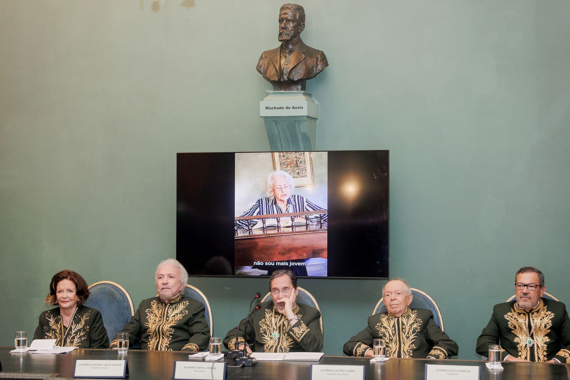 Academia Brasileira de Letras Celebra 127 Anos com Homenagens e Premiações - 2 - 72